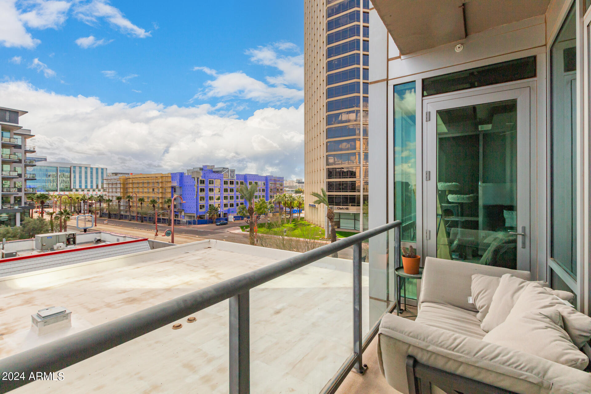1 E LEXINGTON Avenue # 311