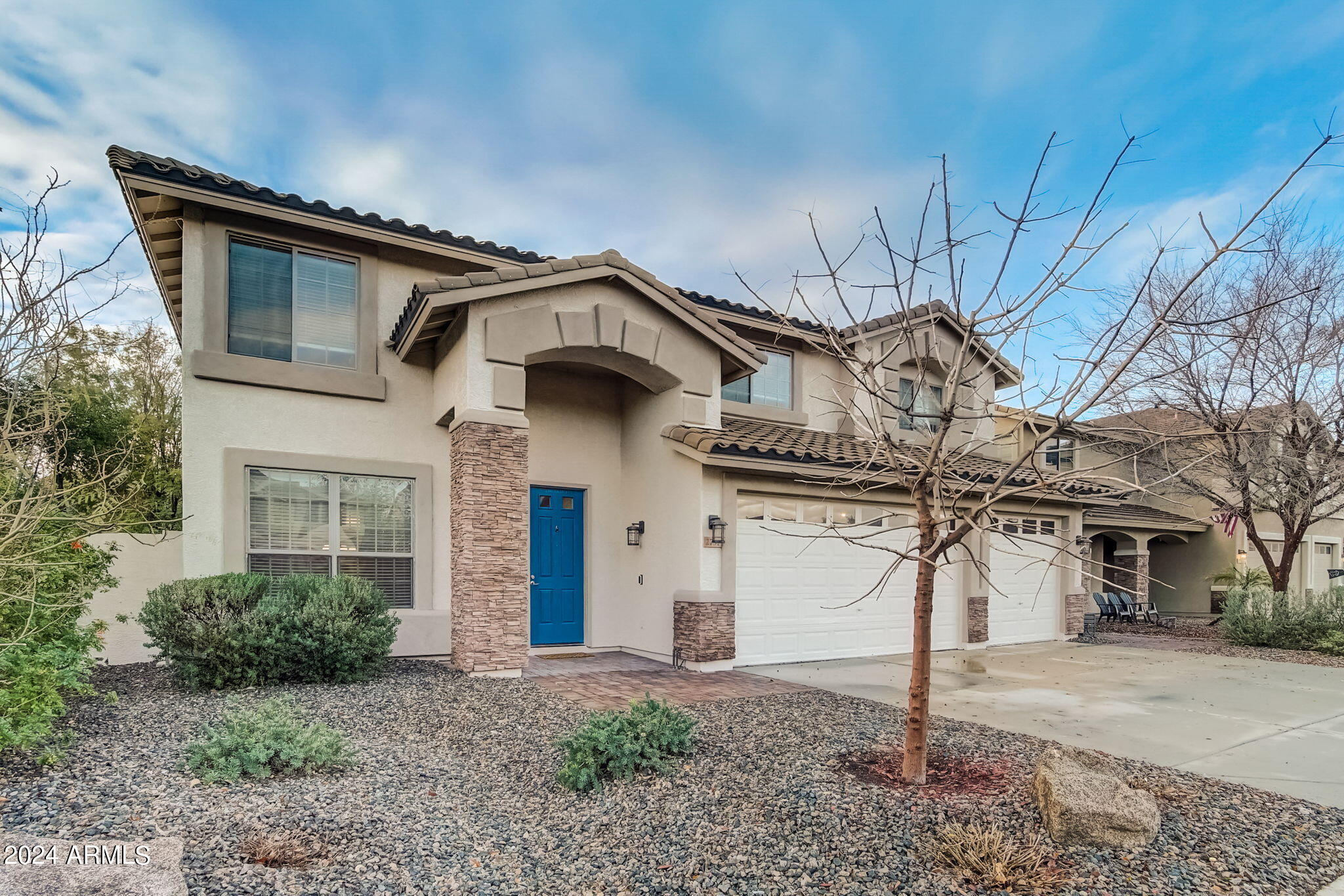 2757 E TEAKWOOD Place