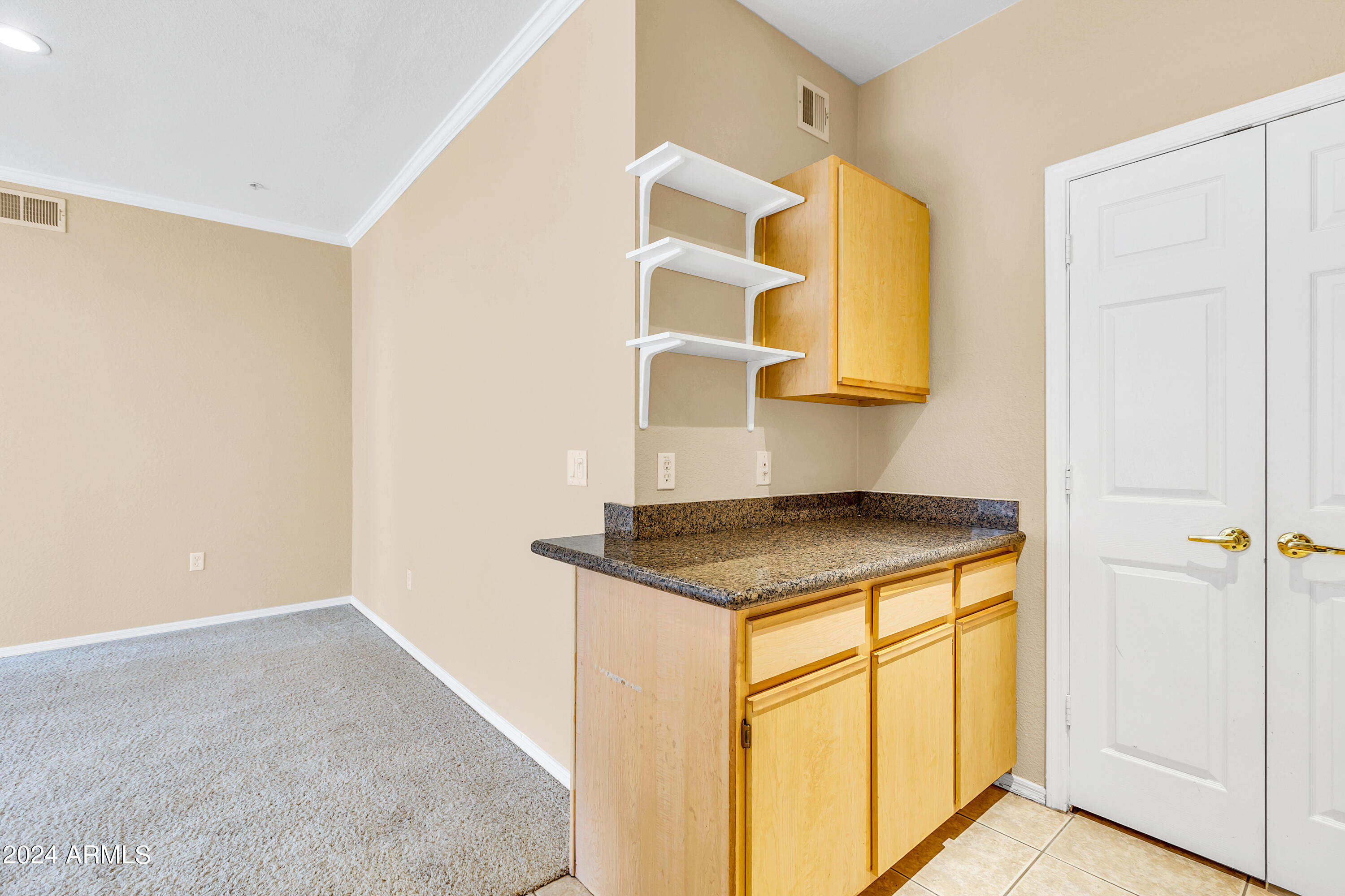 5345 E VAN BUREN Street # 161