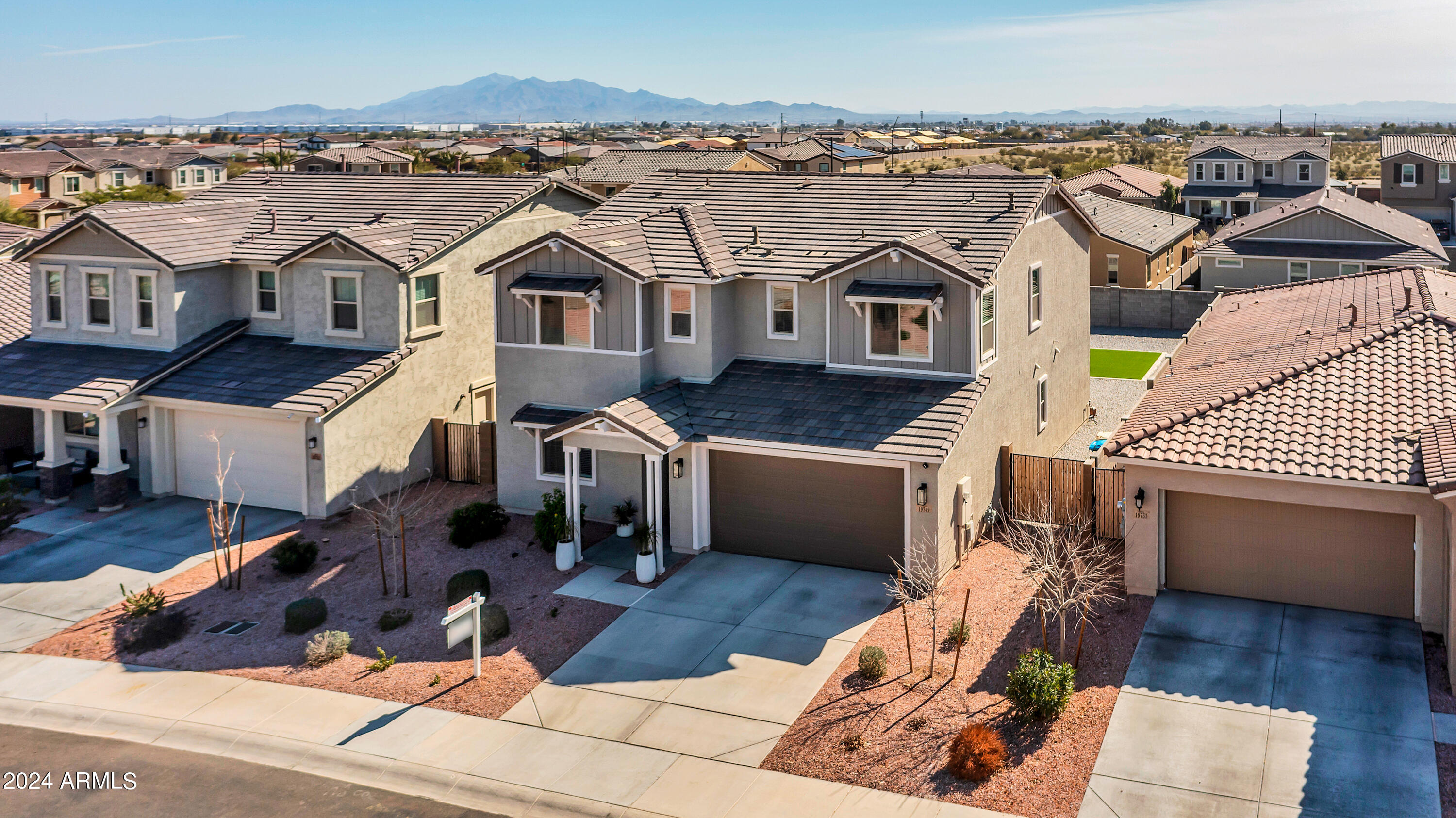 19749 W PINCHOT Drive