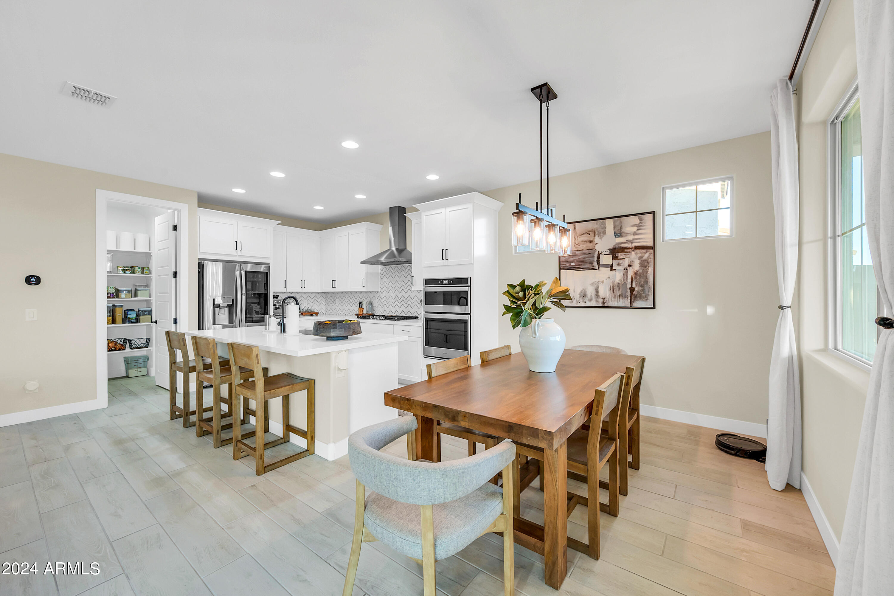 19749 W PINCHOT Drive