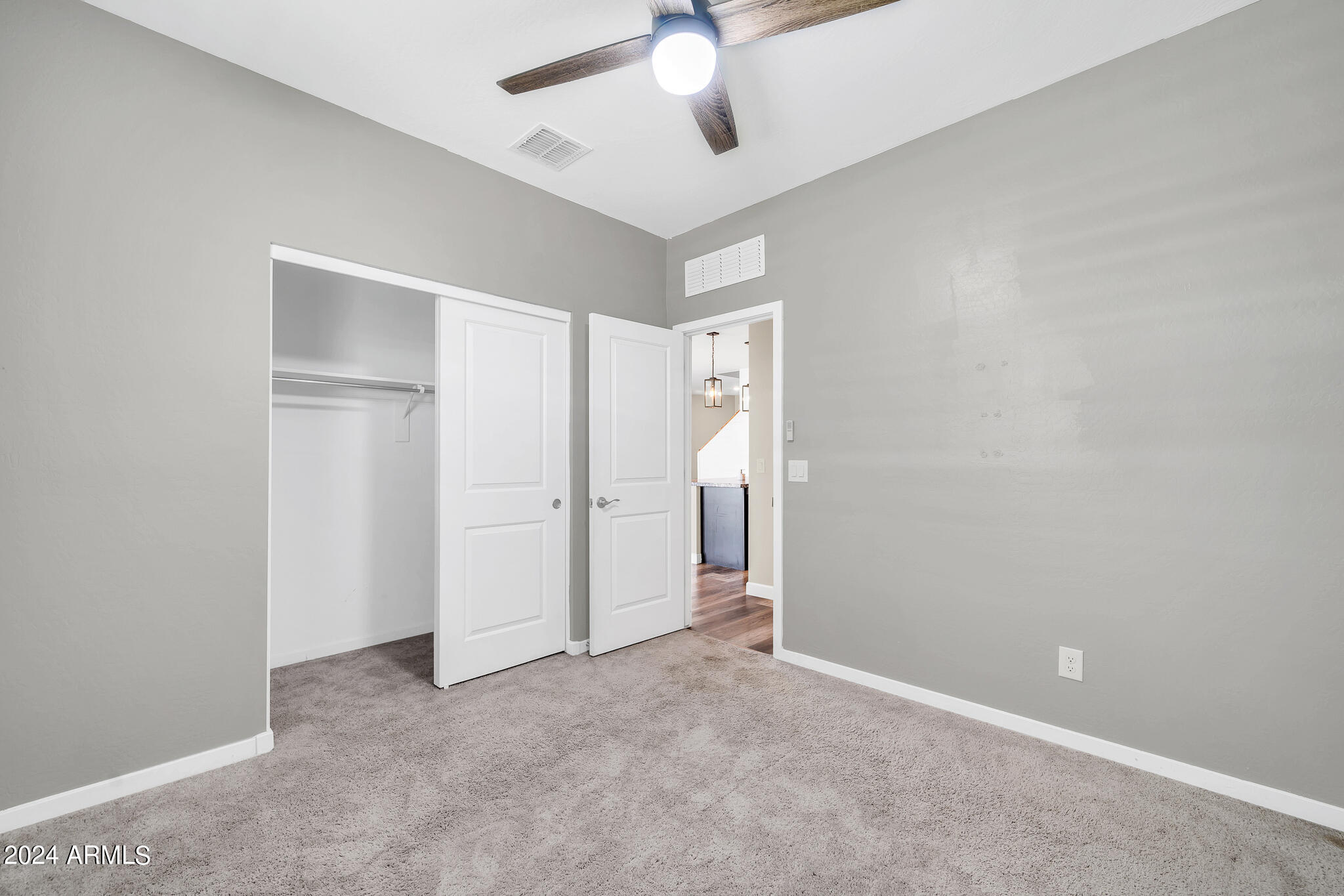 17735 W PINNACLE VISTA Drive