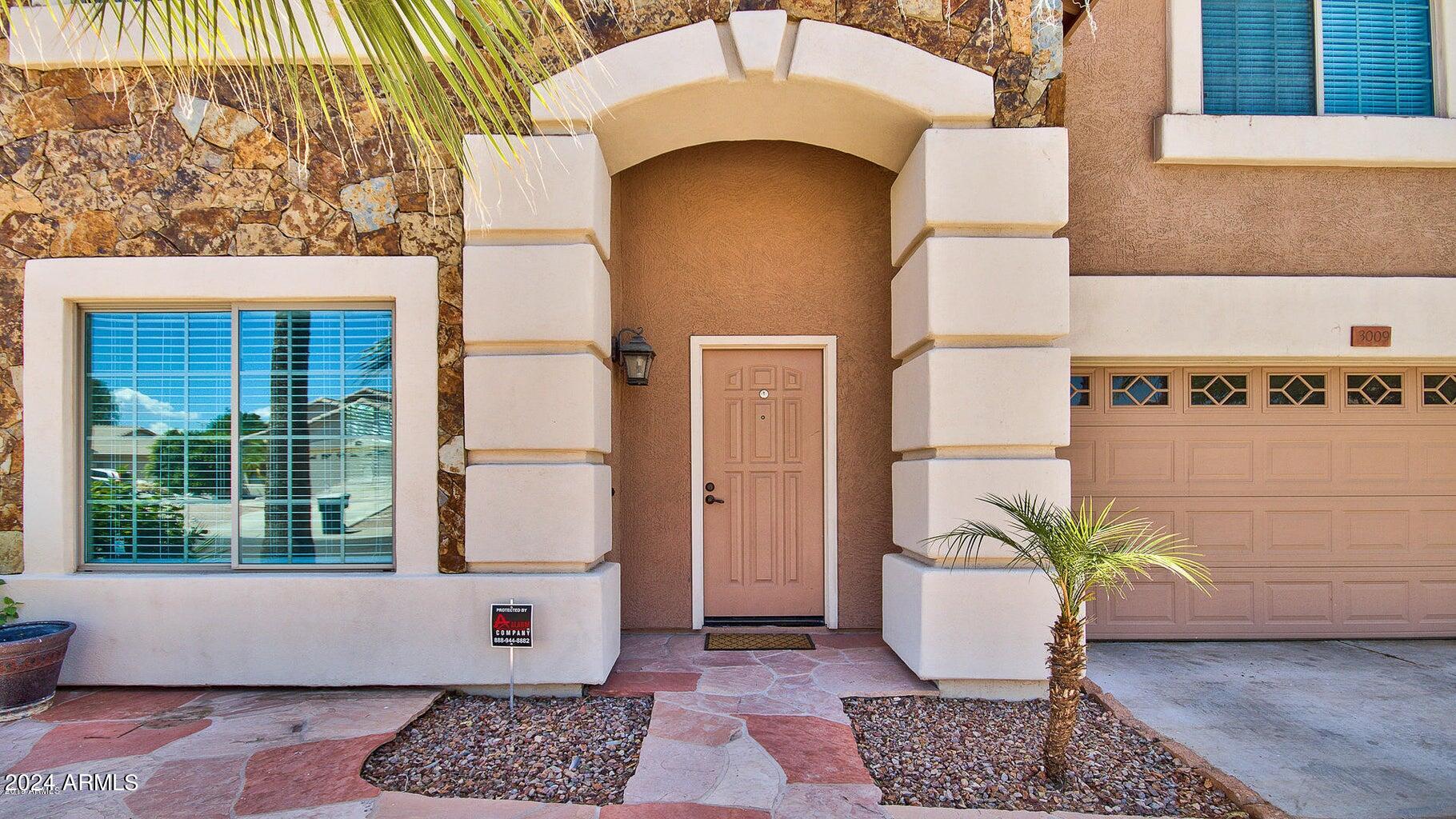3009 W QUAIL Avenue