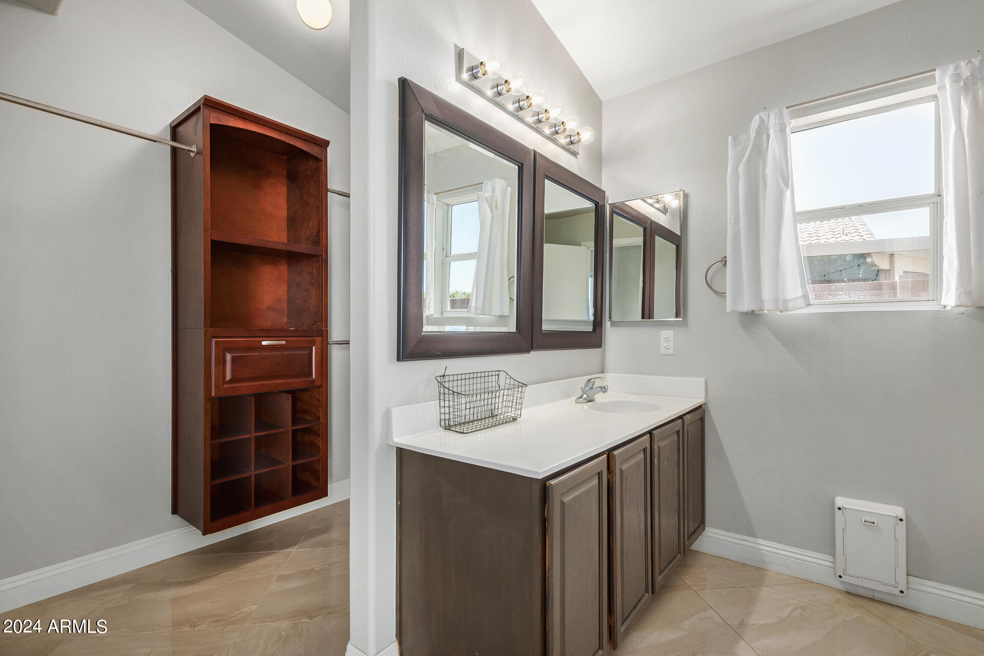 3626 W SAGUARO PARK Lane