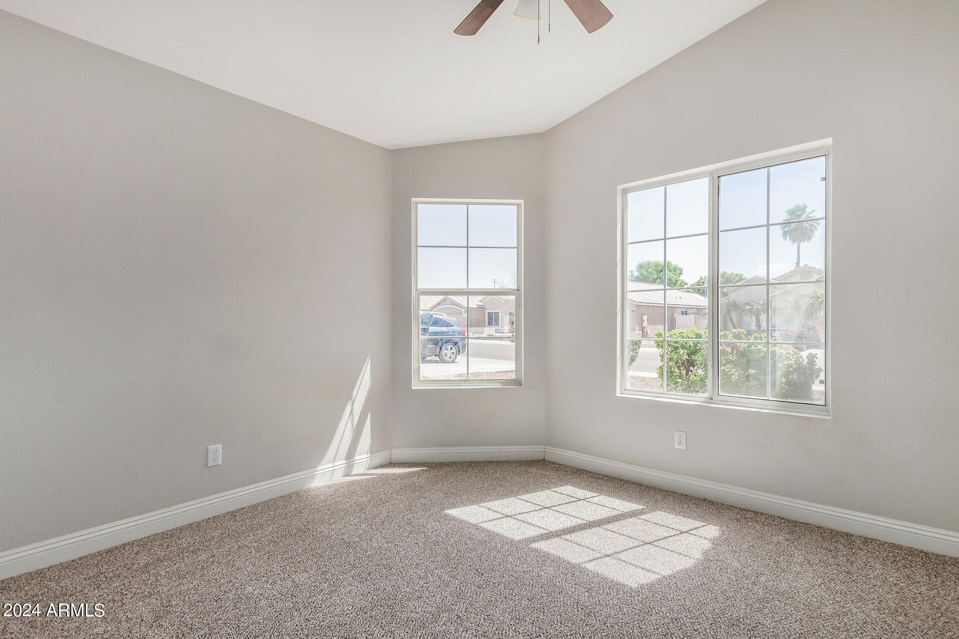 3626 W SAGUARO PARK Lane