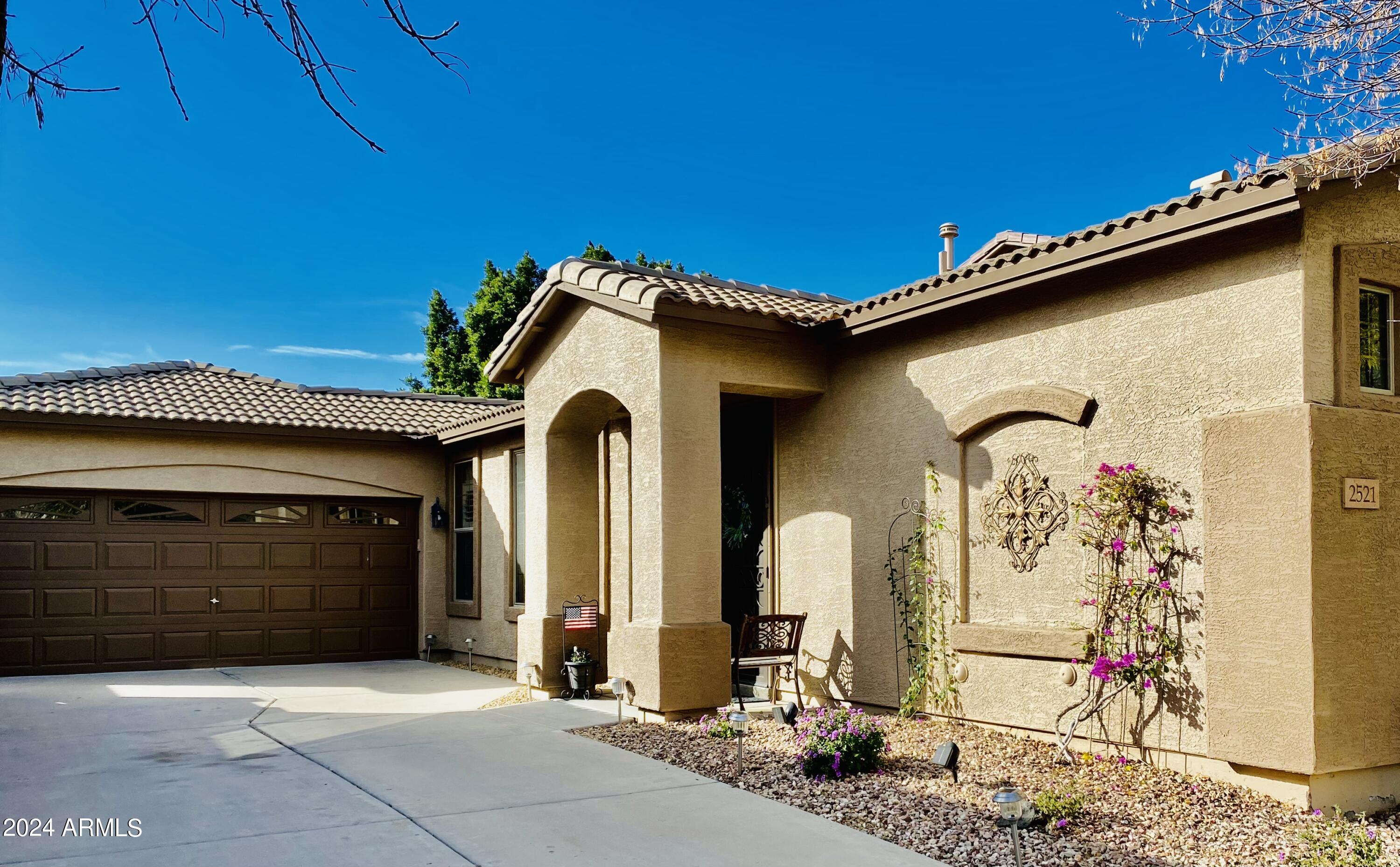 2521 W FLORENTINE Road