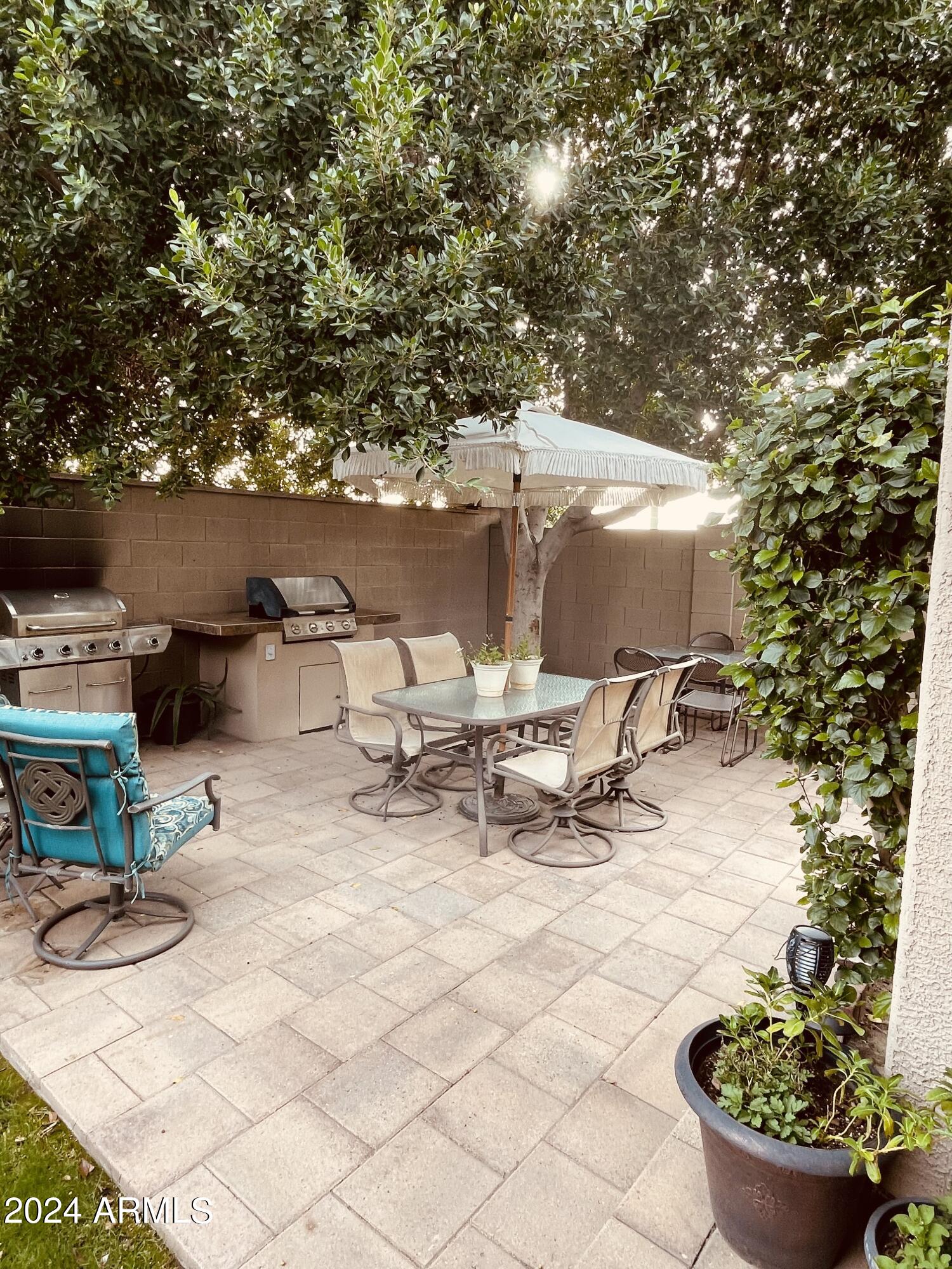 2521 W FLORENTINE Road