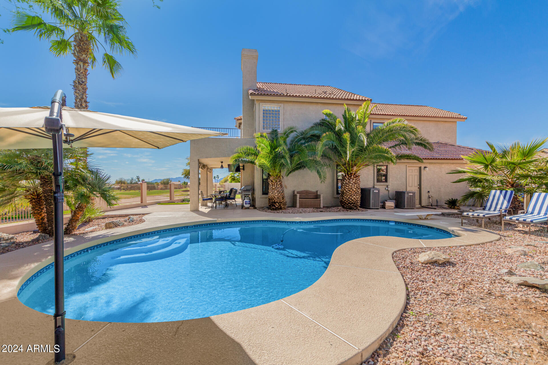 1367 E AMBERWOOD Drive