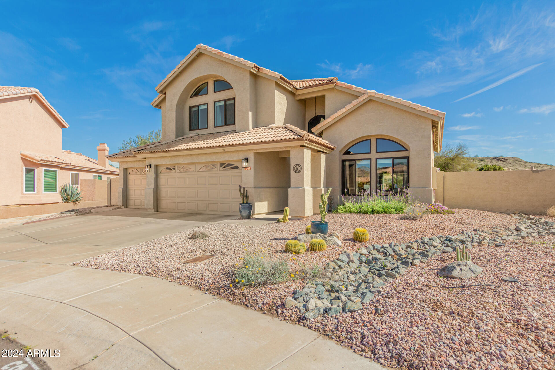1367 E AMBERWOOD Drive