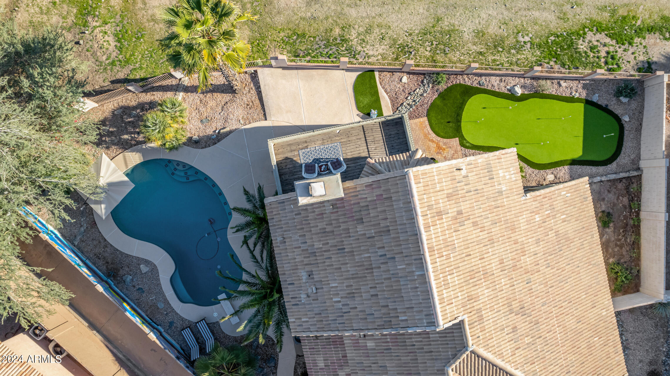 1367 E AMBERWOOD Drive