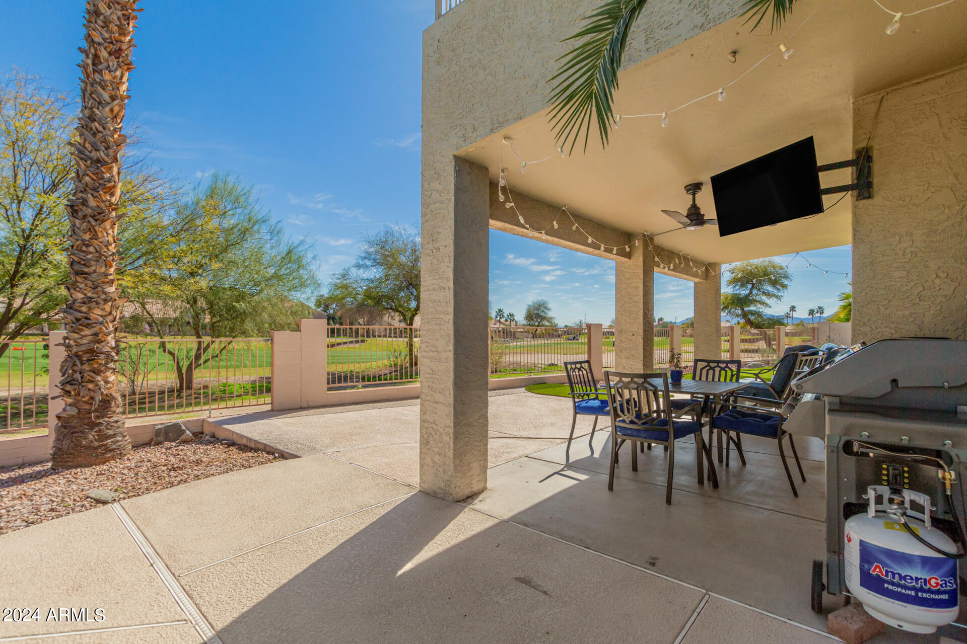 1367 E AMBERWOOD Drive