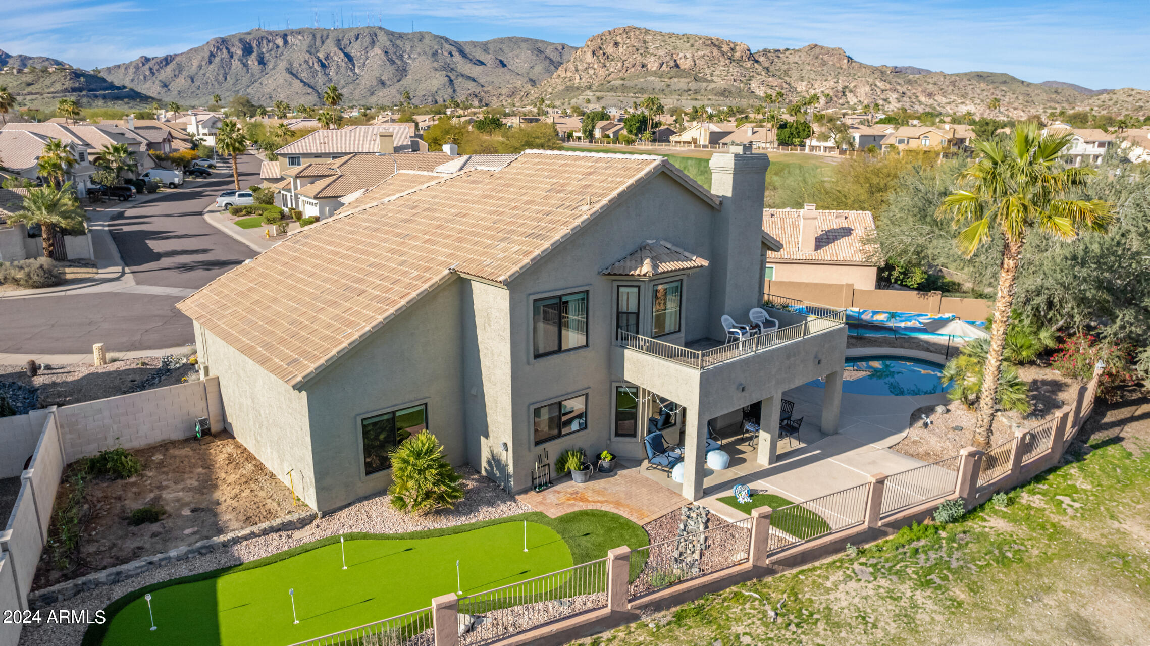 1367 E AMBERWOOD Drive