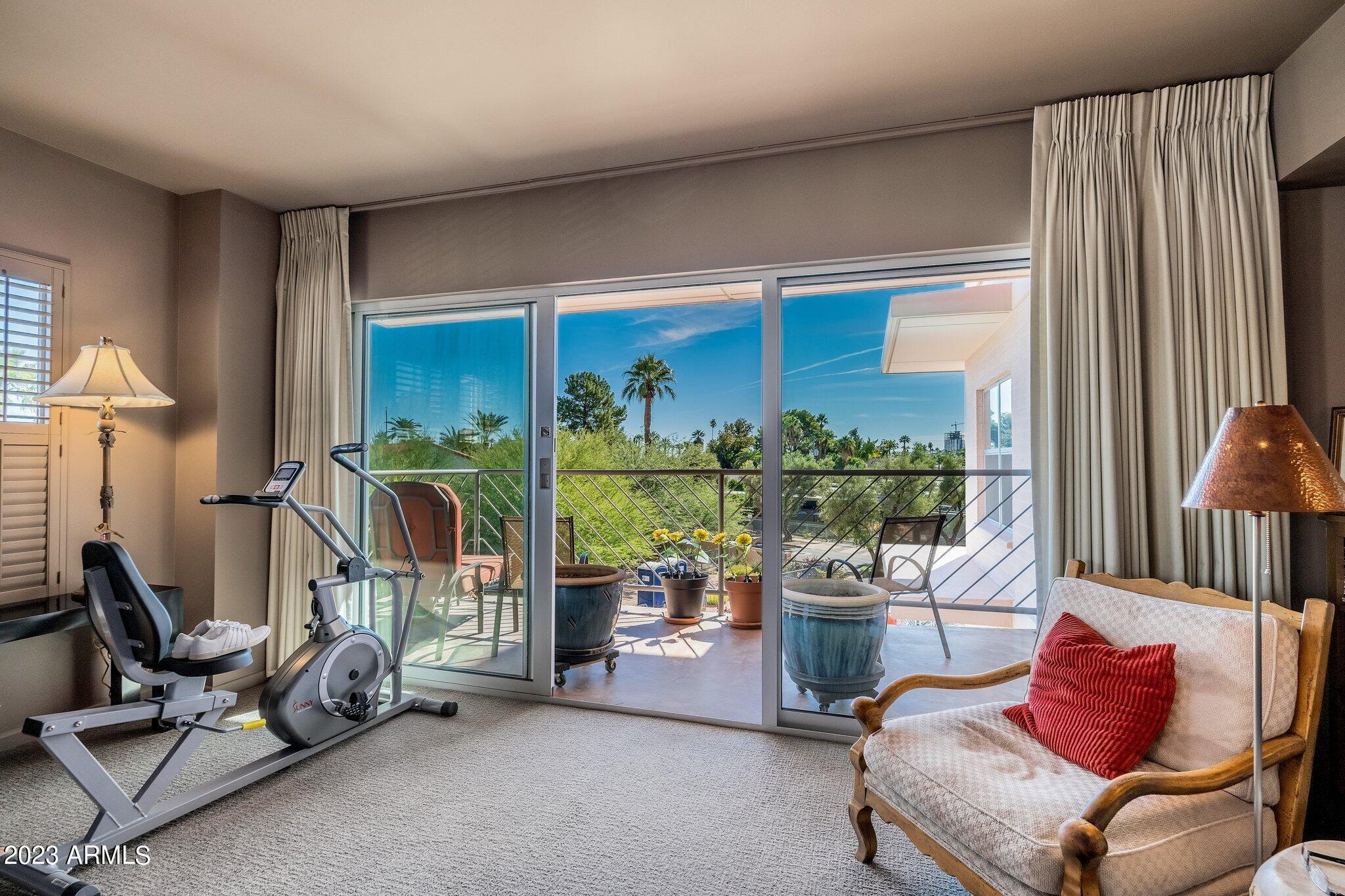 2201 N CENTRAL Avenue # F Unit: 3-F