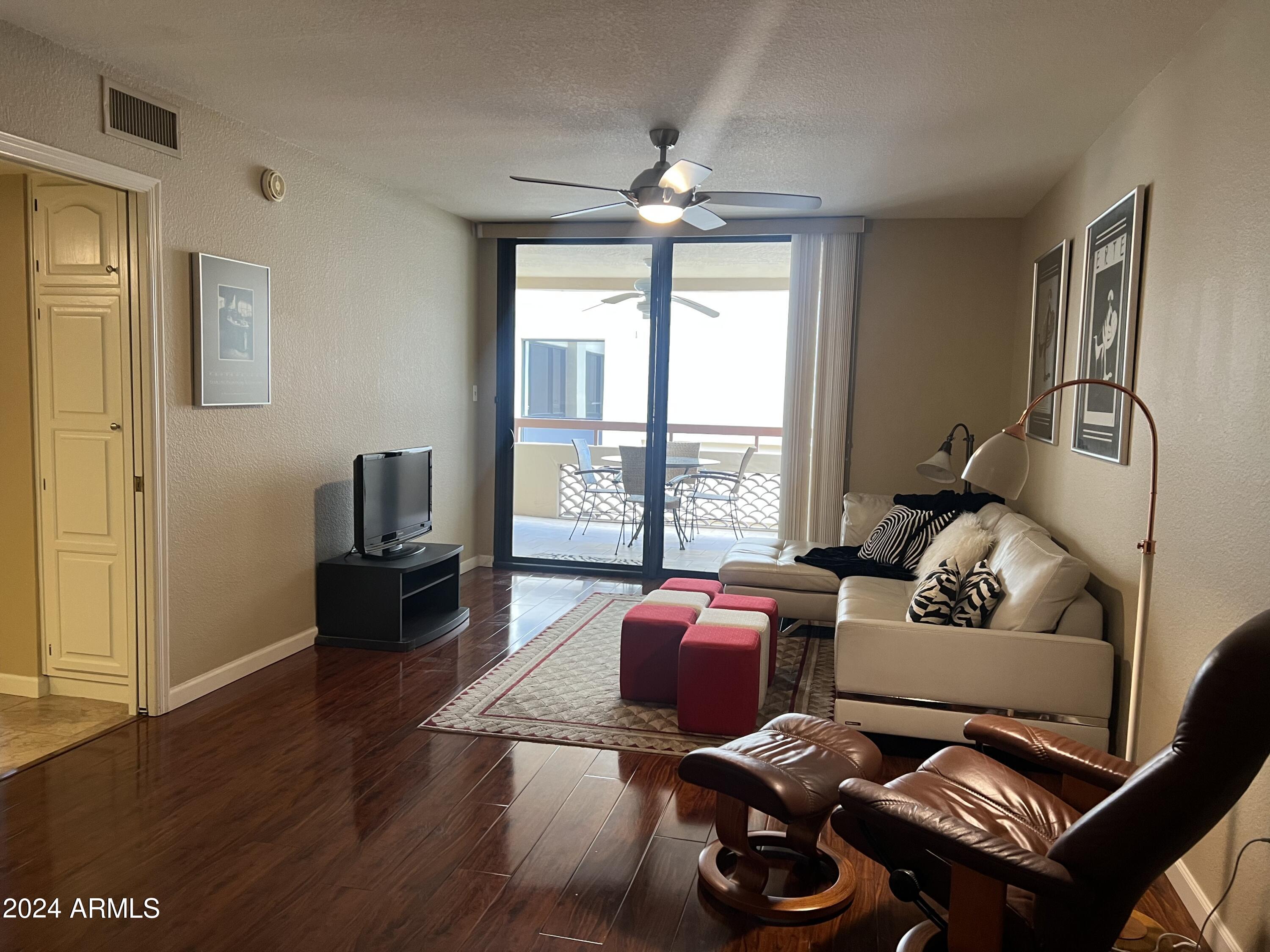 4200 N MILLER Road # 409