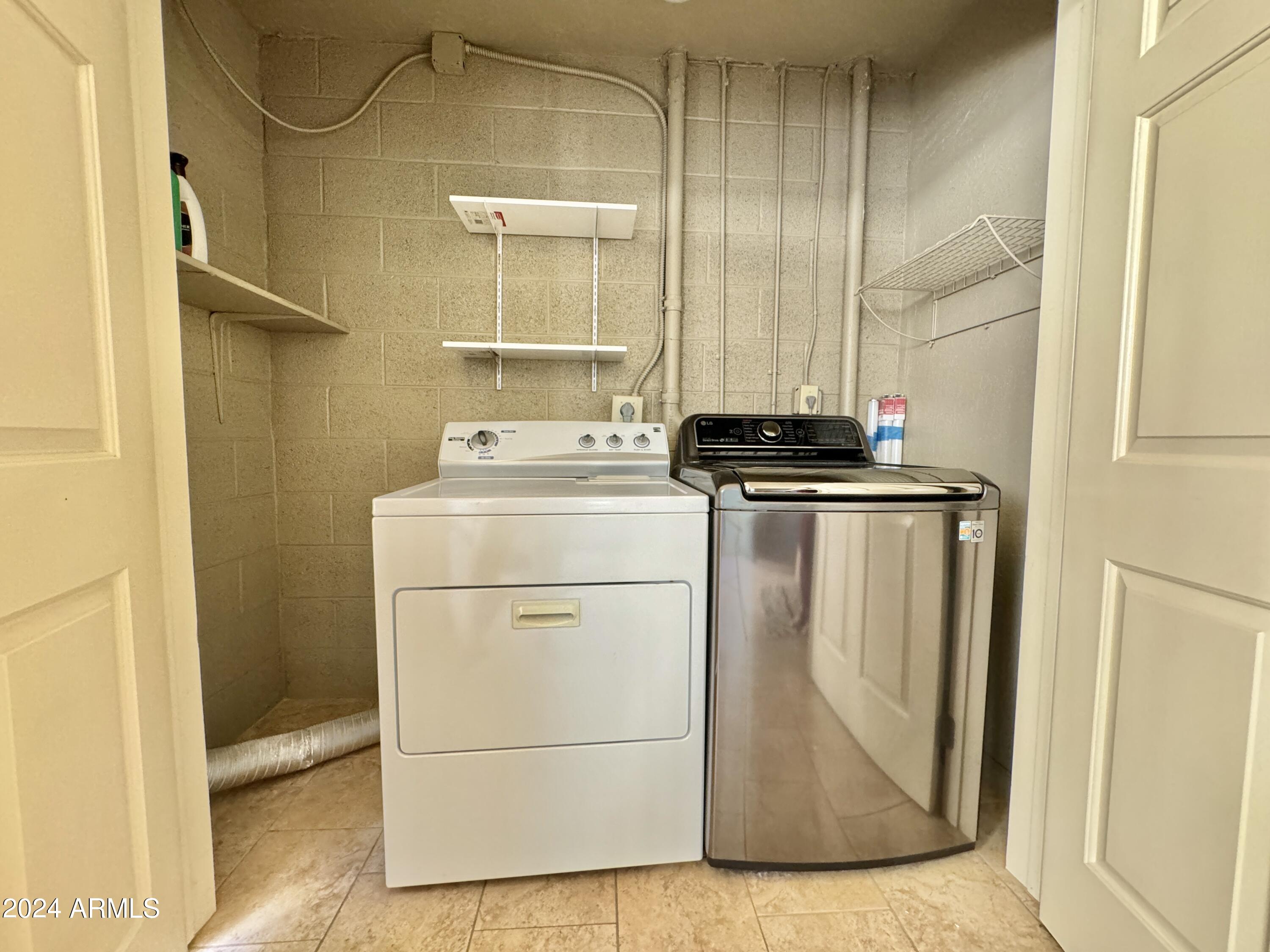 4200 N MILLER Road # 409
