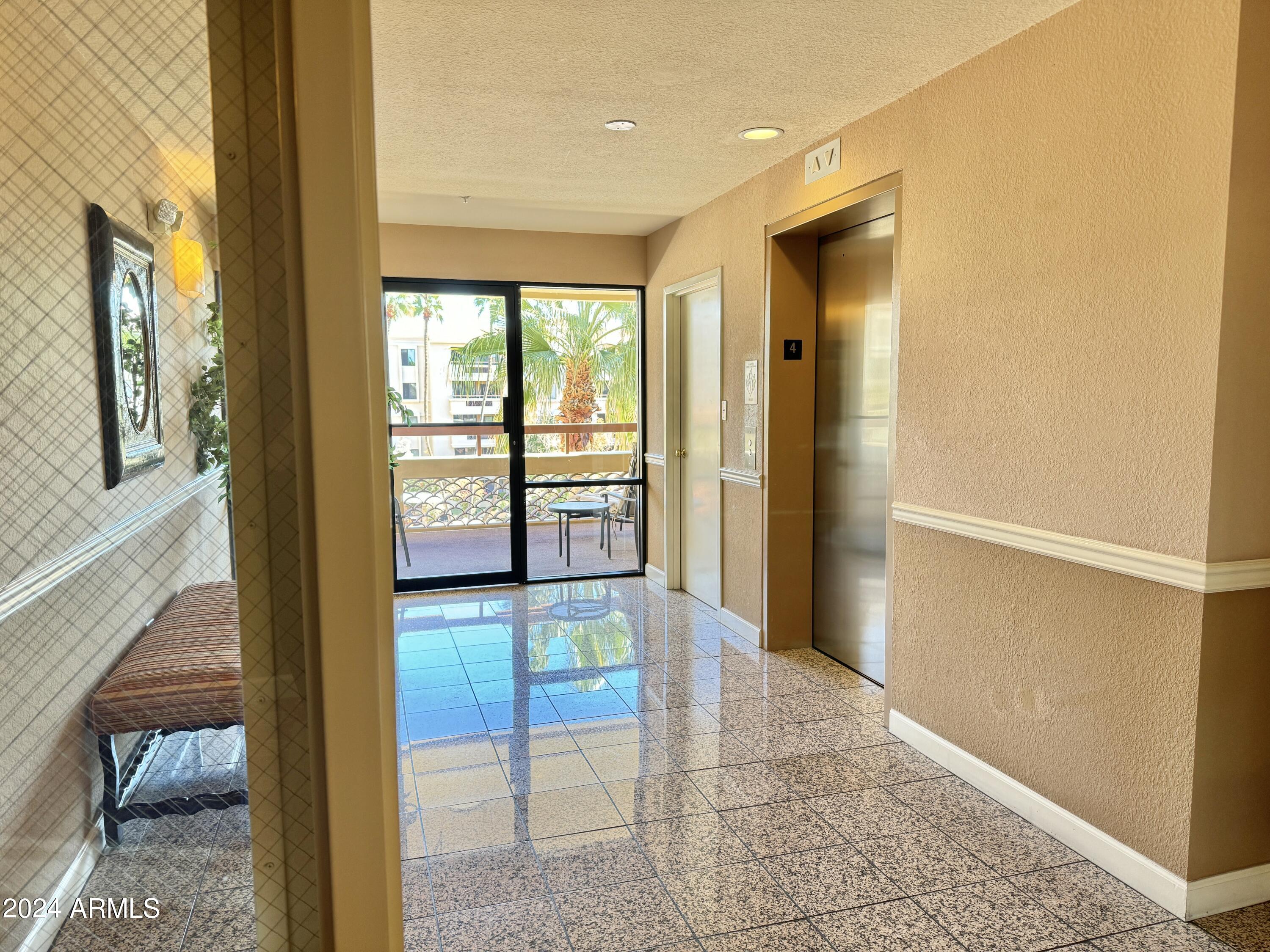 4200 N MILLER Road # 409