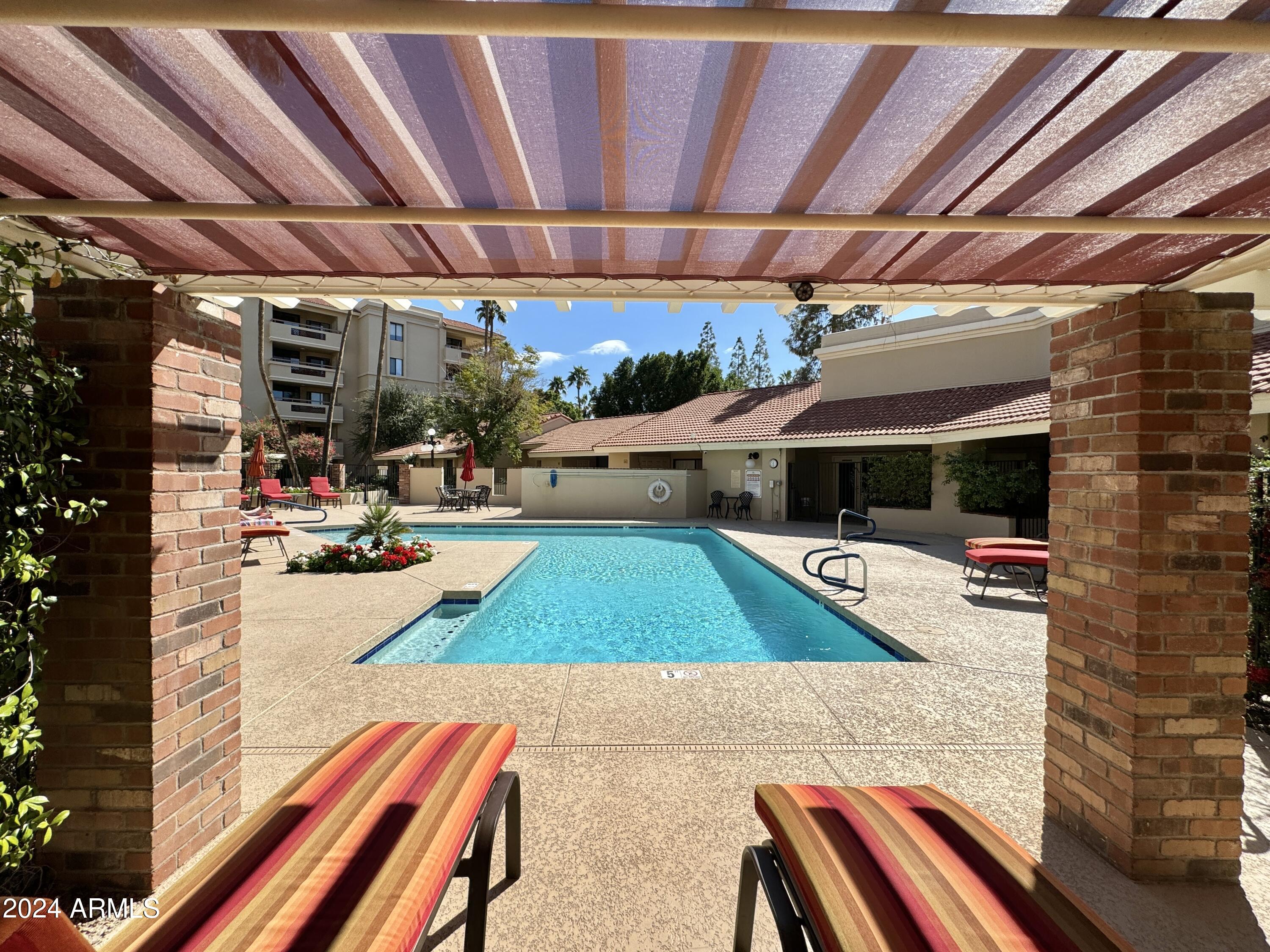 4200 N MILLER Road # 409