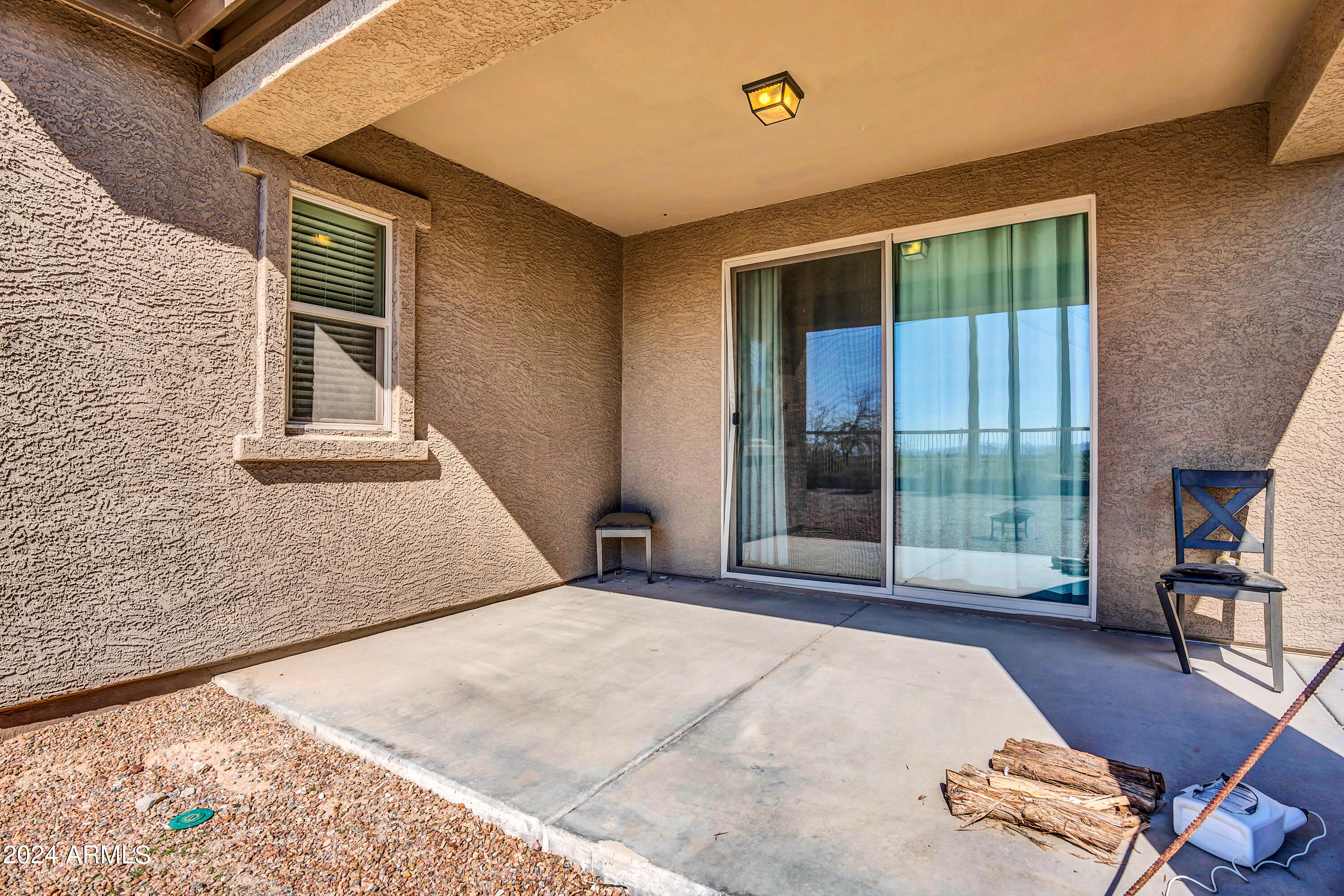 23569 W MAGNOLIA Drive