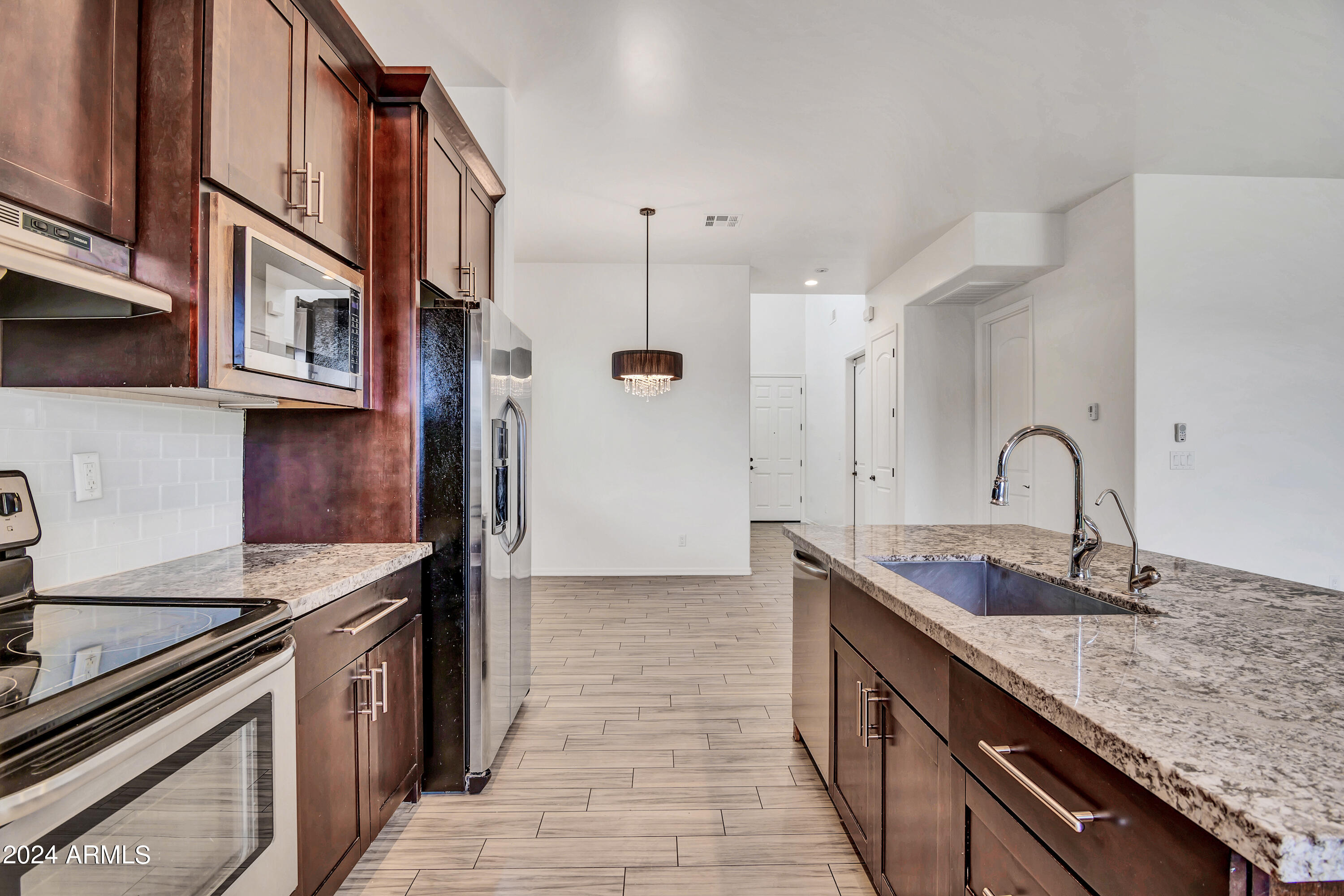 2842 E VILLA RITA Drive