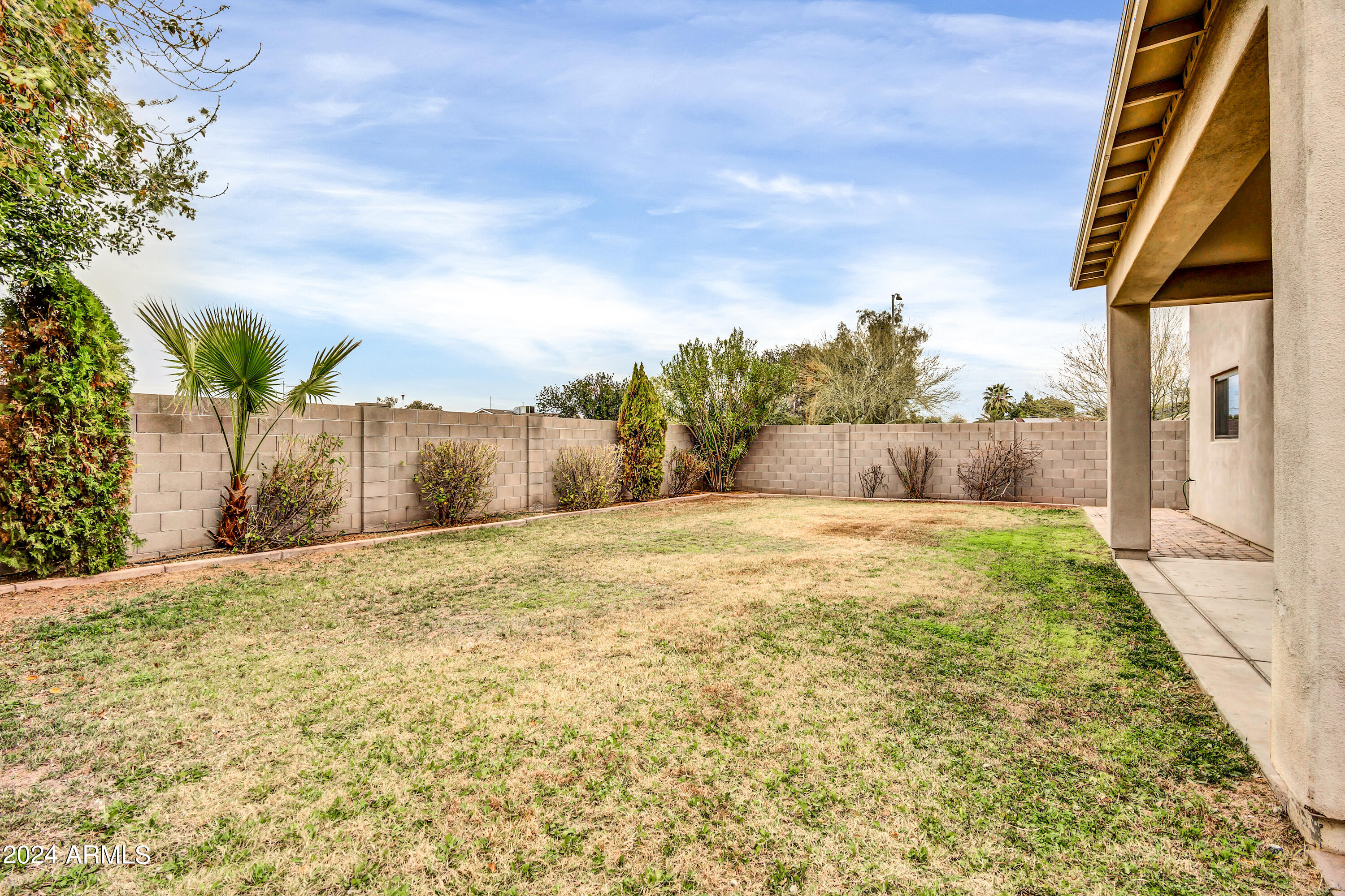 2842 E VILLA RITA Drive