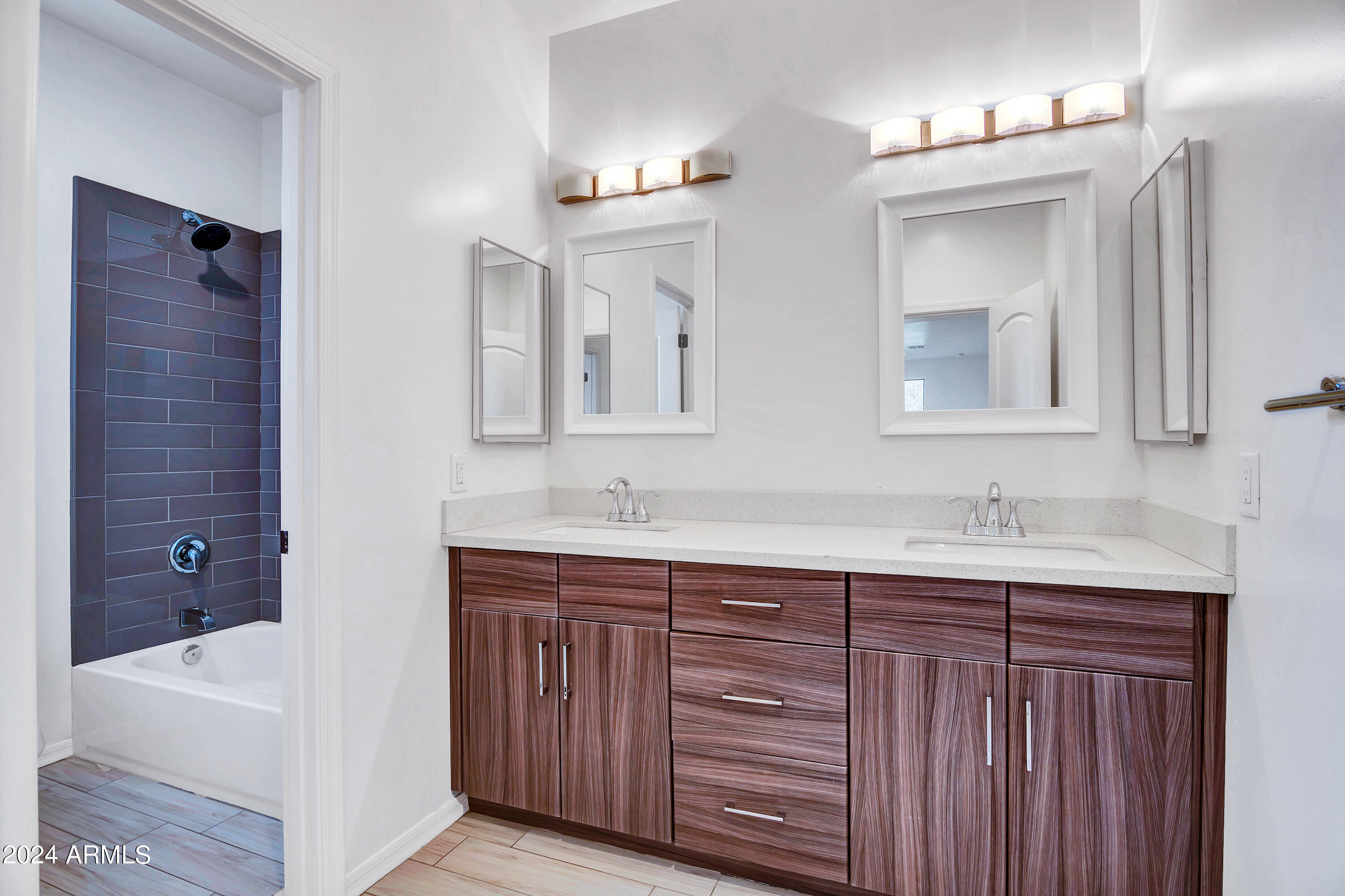 2842 E VILLA RITA Drive