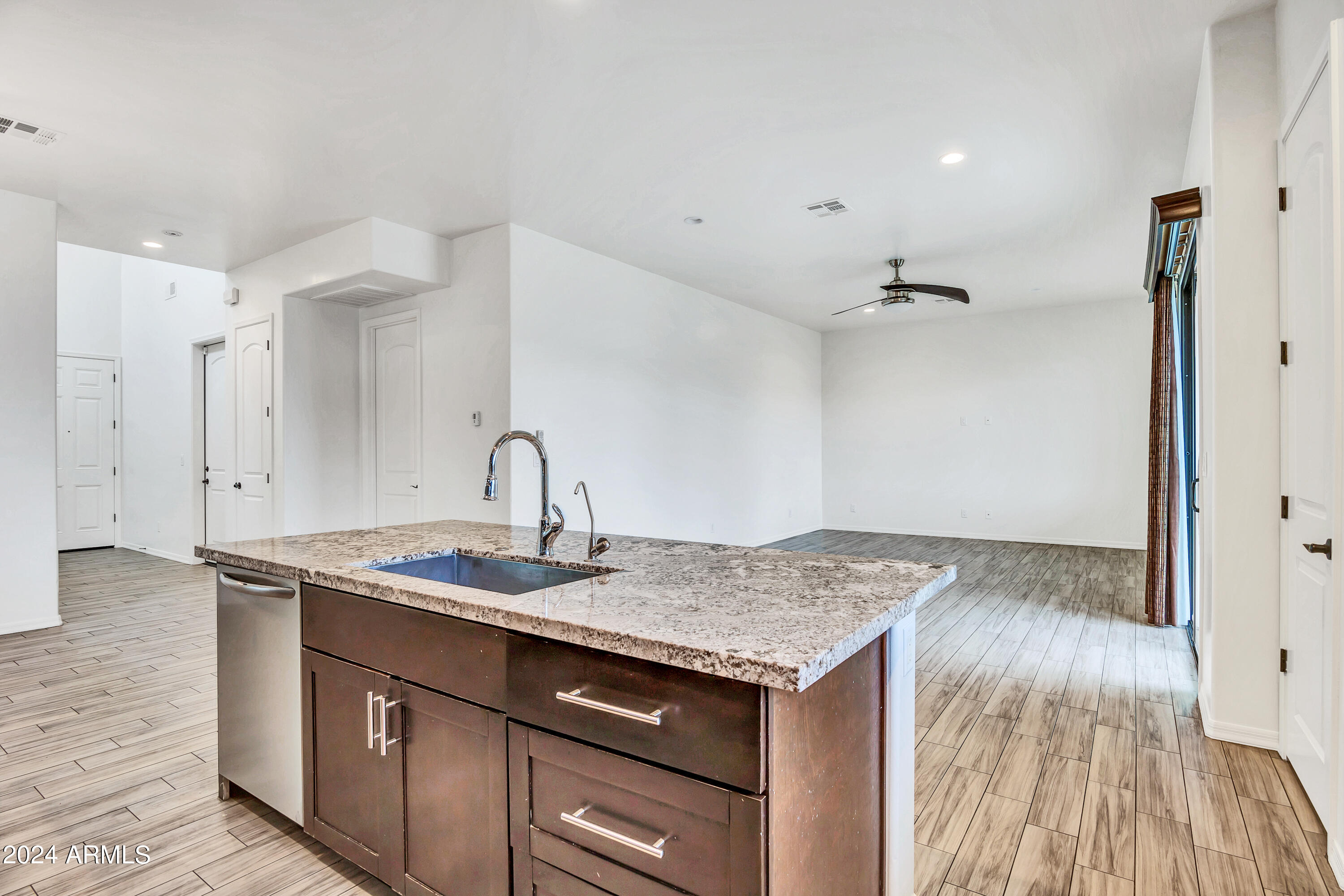 2842 E VILLA RITA Drive