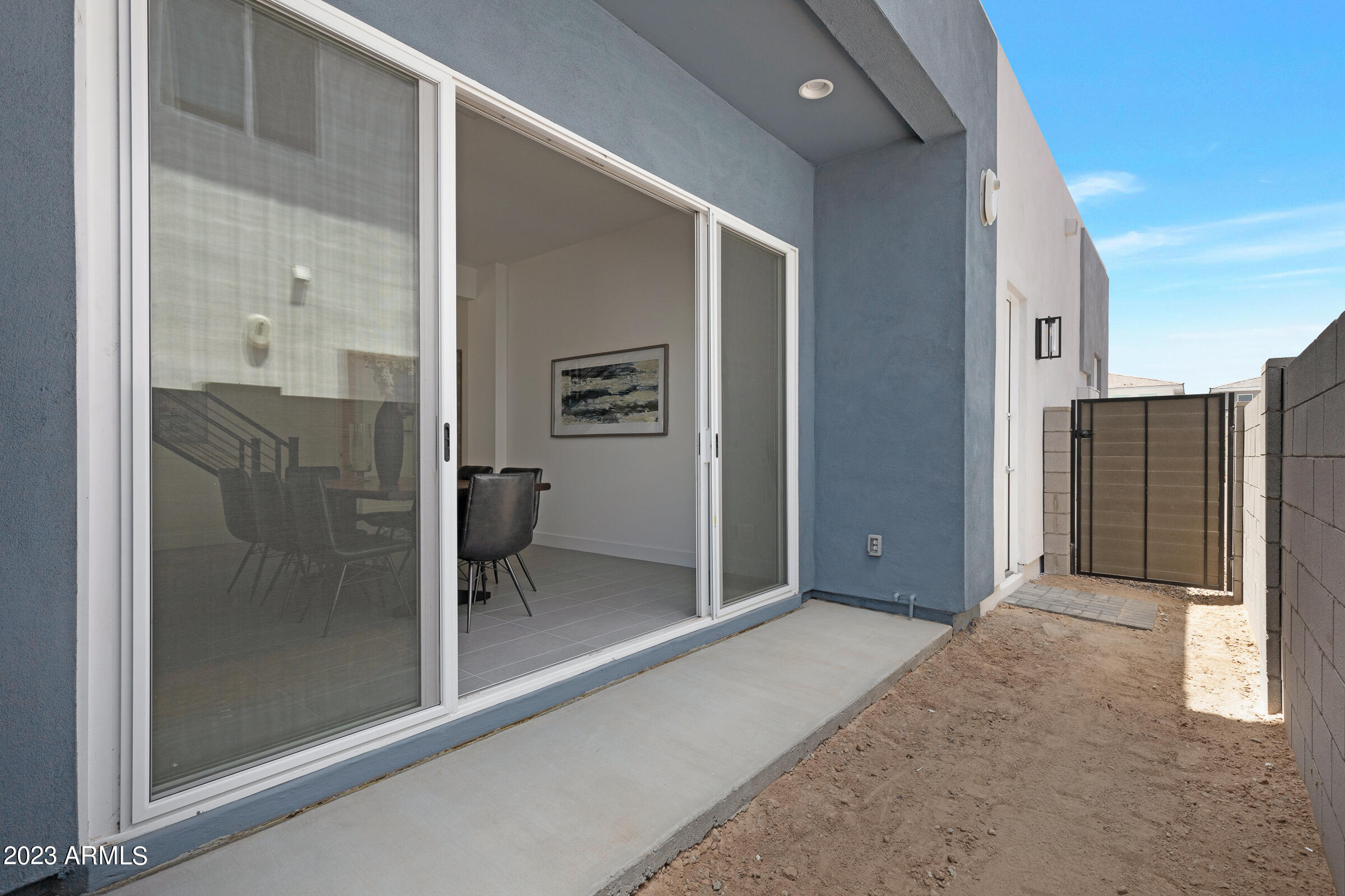2895 S SANDSTONE Court