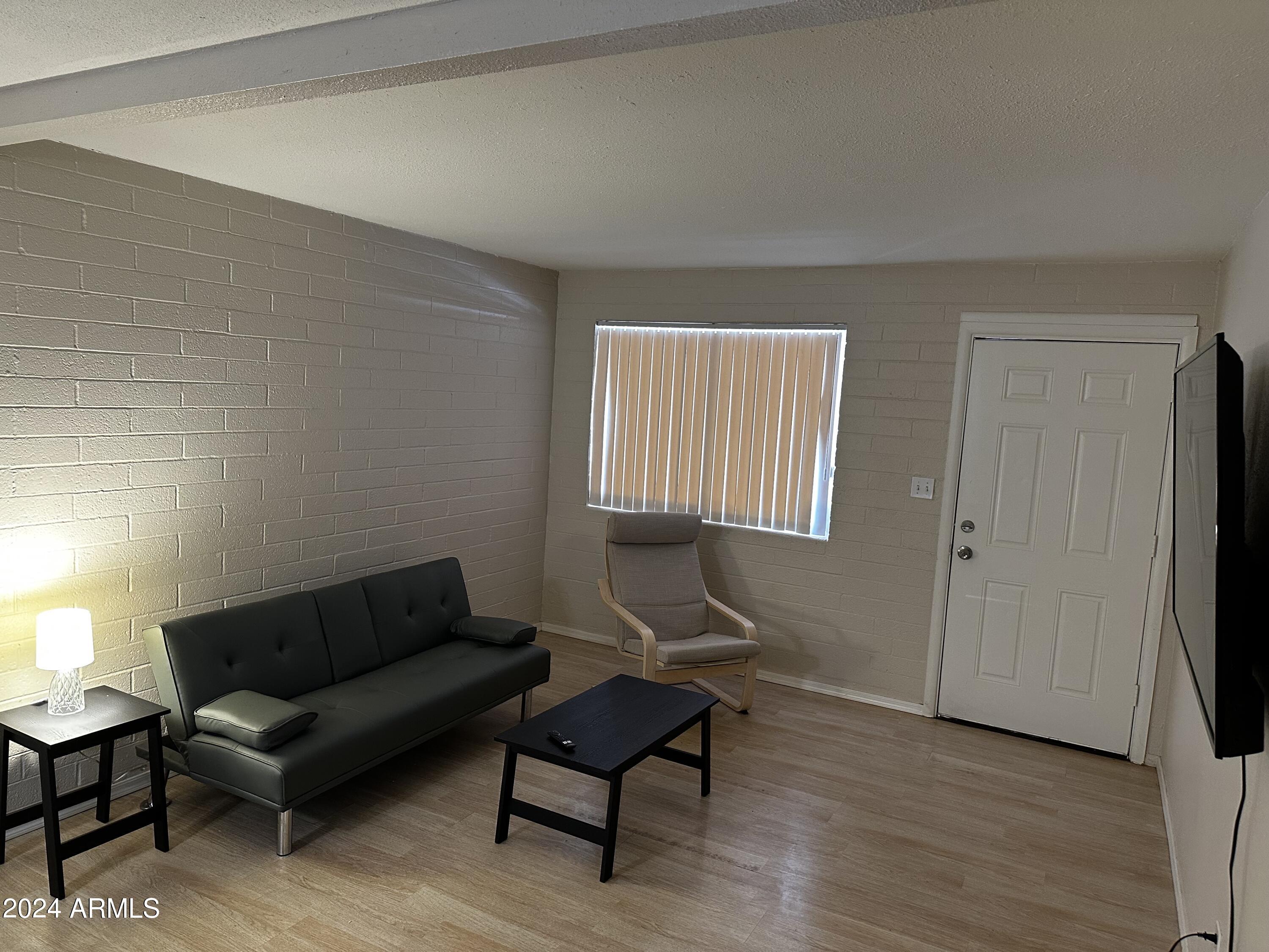 4401 N 12TH Street # 106