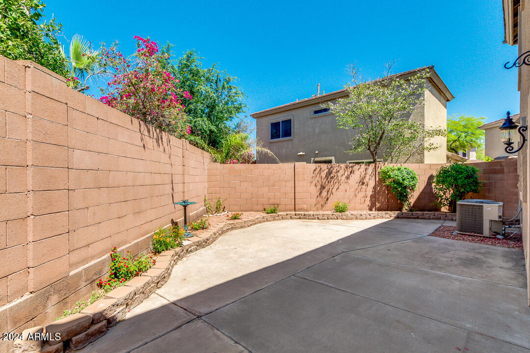 15550 N FRANK LLOYD WRIGHT Boulevard # 1102