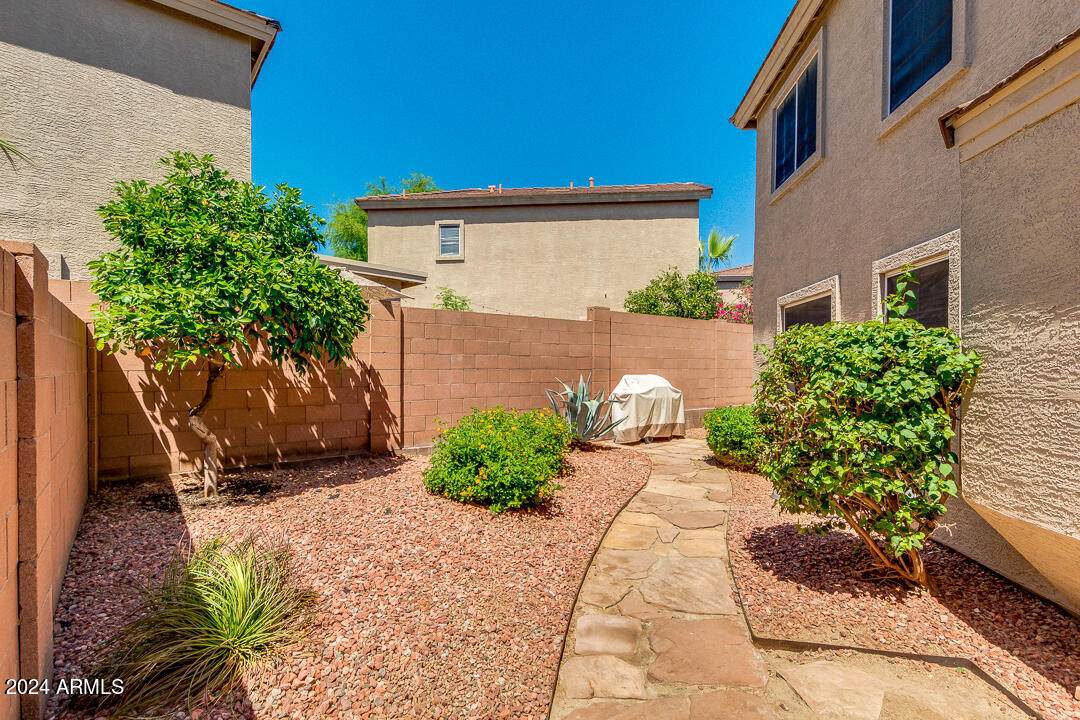 15550 N FRANK LLOYD WRIGHT Boulevard # 1102