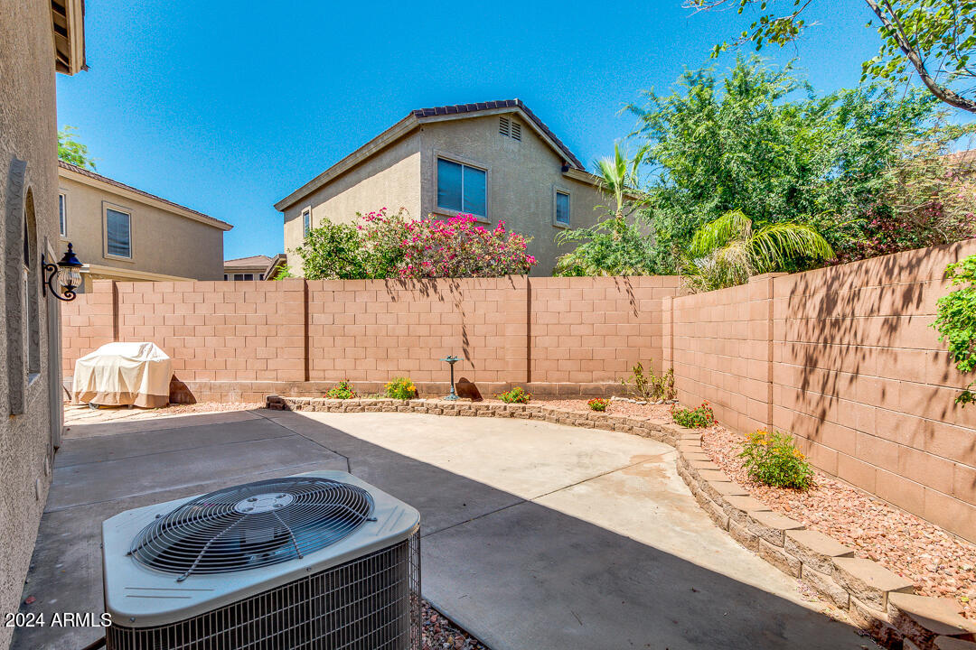 15550 N FRANK LLOYD WRIGHT Boulevard # 1102