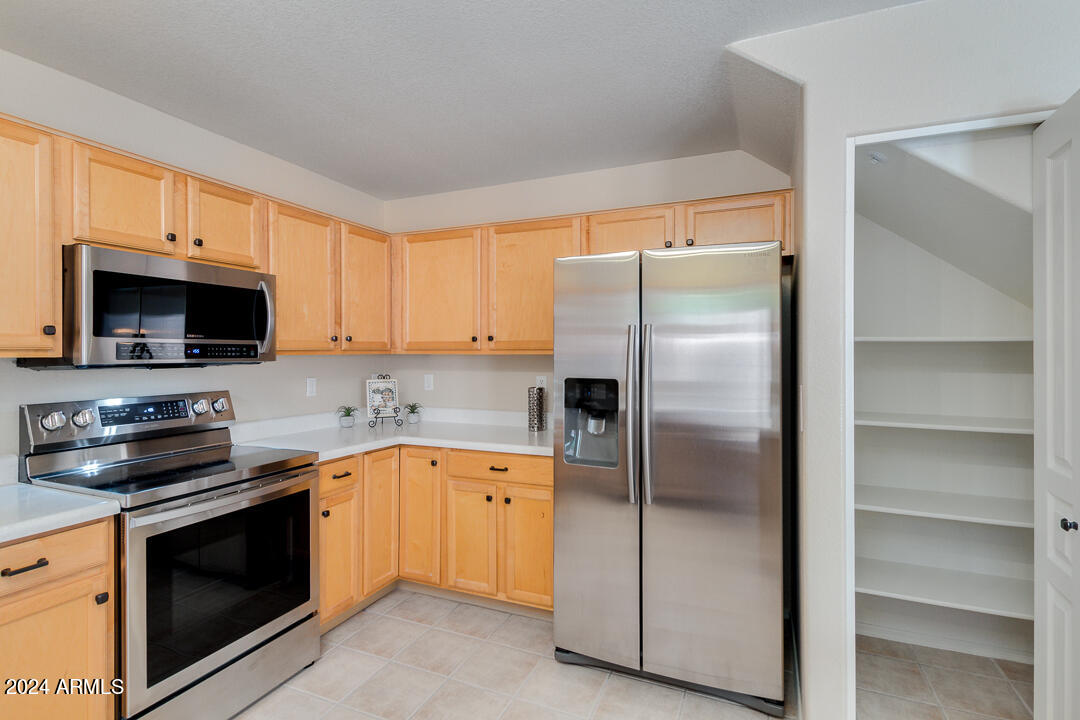 15550 N FRANK LLOYD WRIGHT Boulevard # 1102