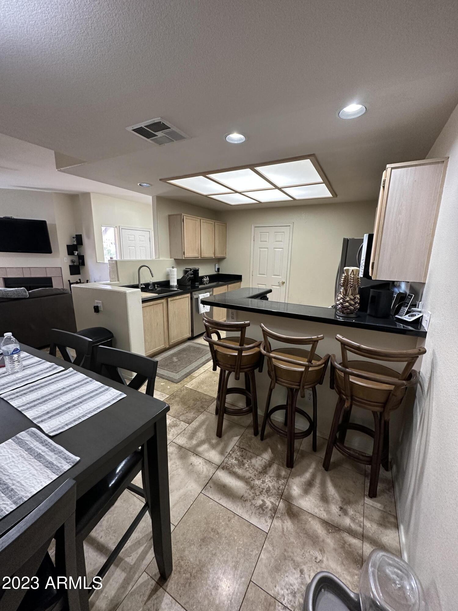 10410 N CAVE CREEK Road # 1124
