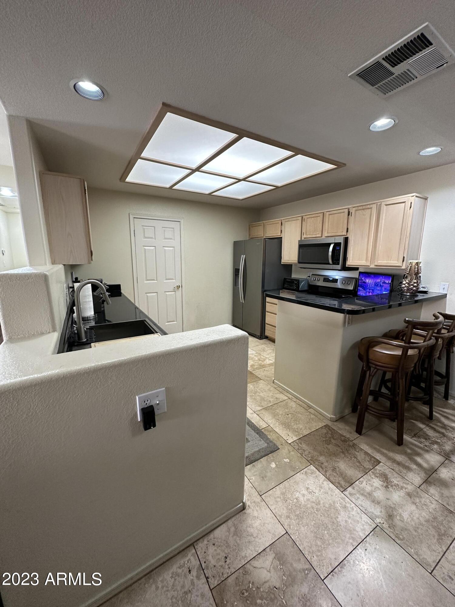 10410 N CAVE CREEK Road # 1124