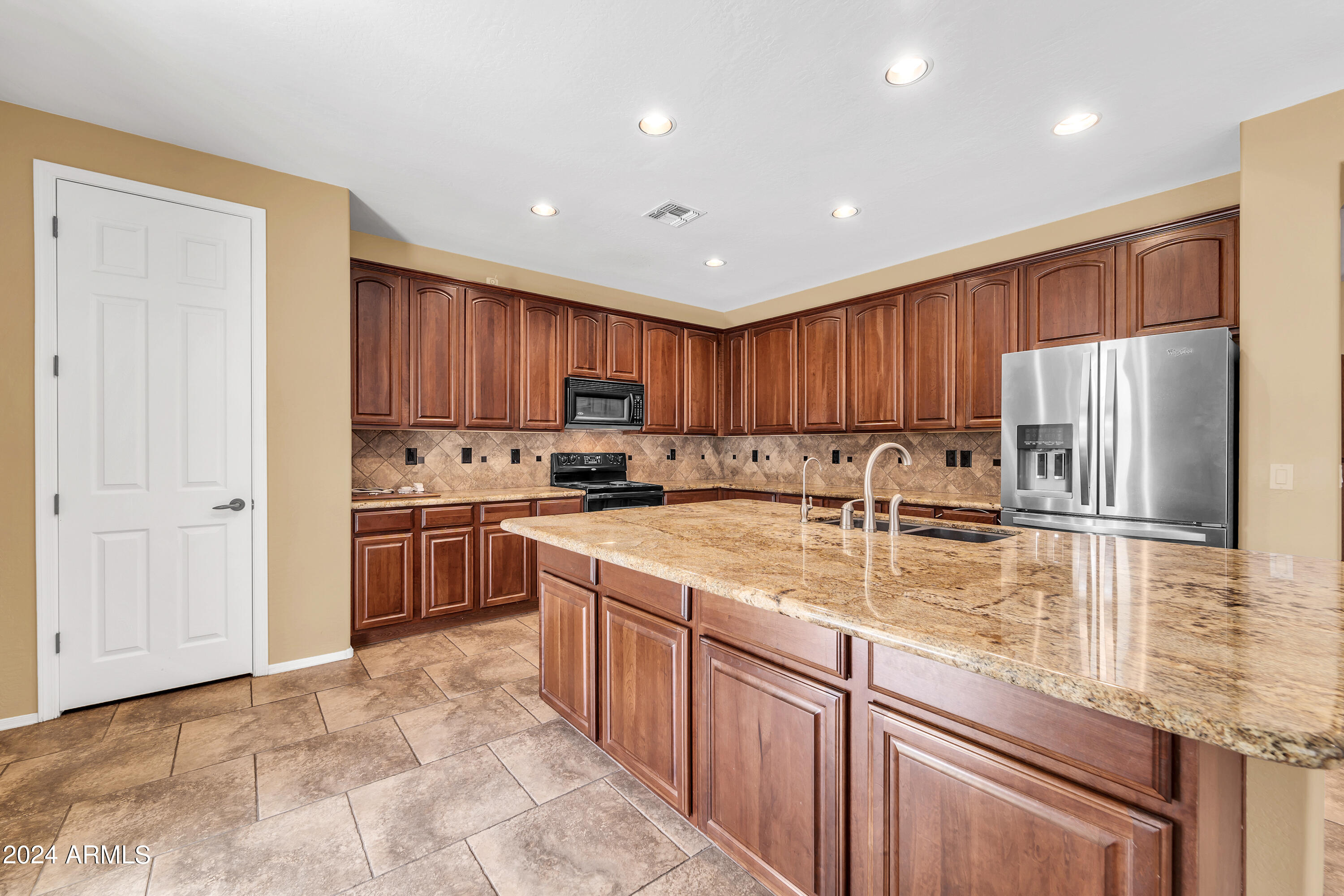 18479 W HAYDEN Drive
