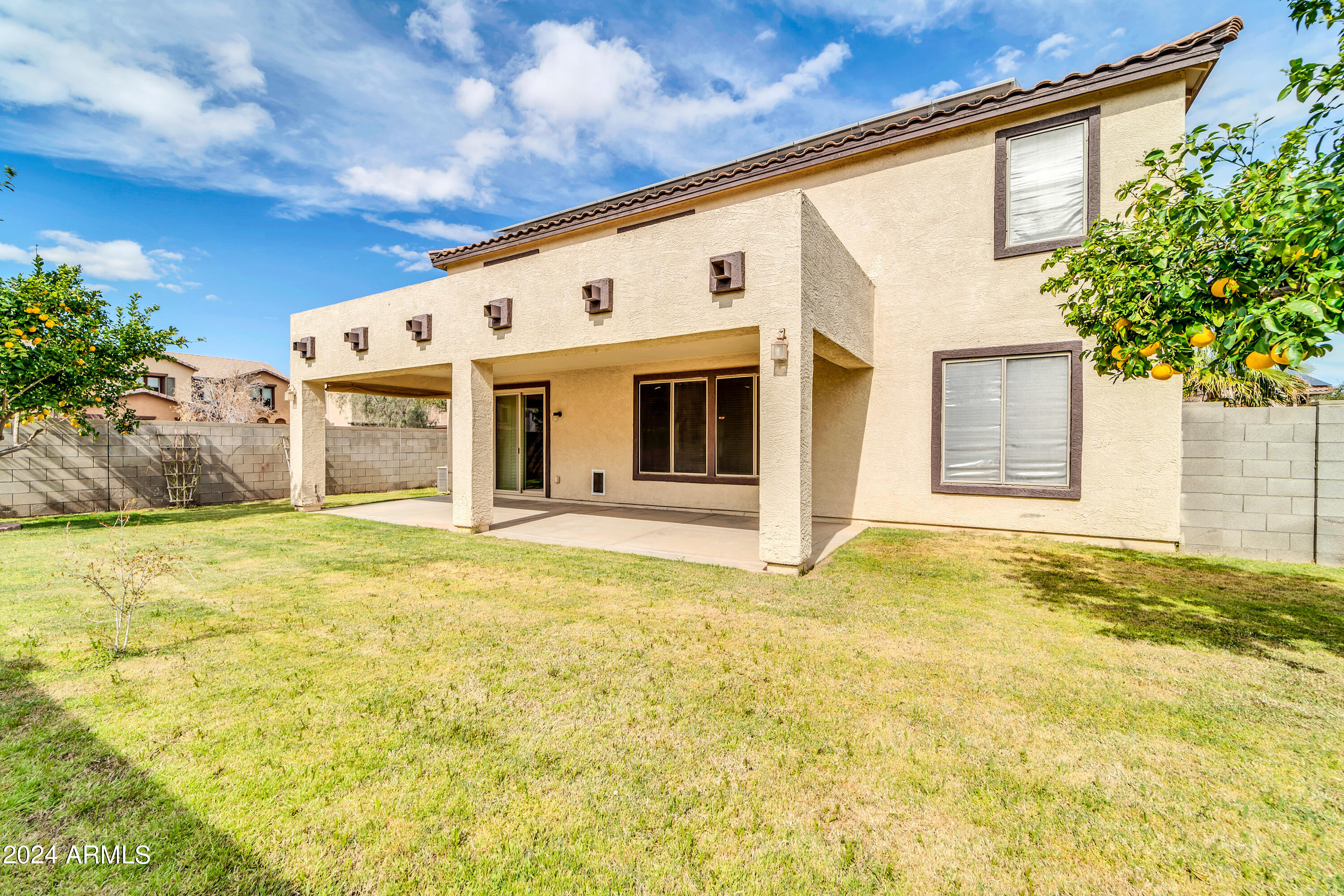 18479 W HAYDEN Drive