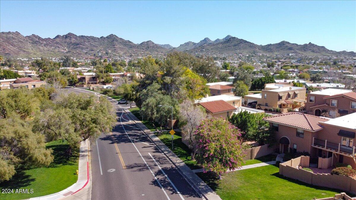 816 E NORTH Lane # 3