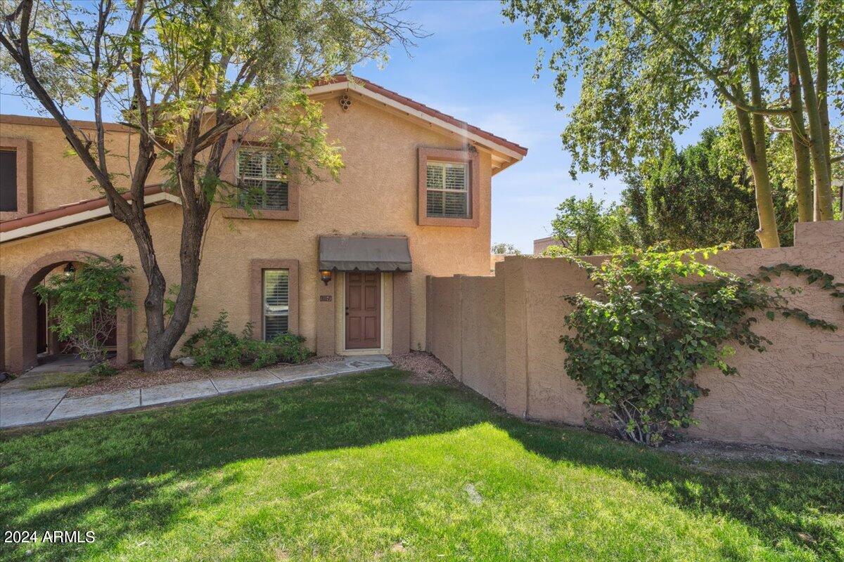 816 E NORTH Lane # 3