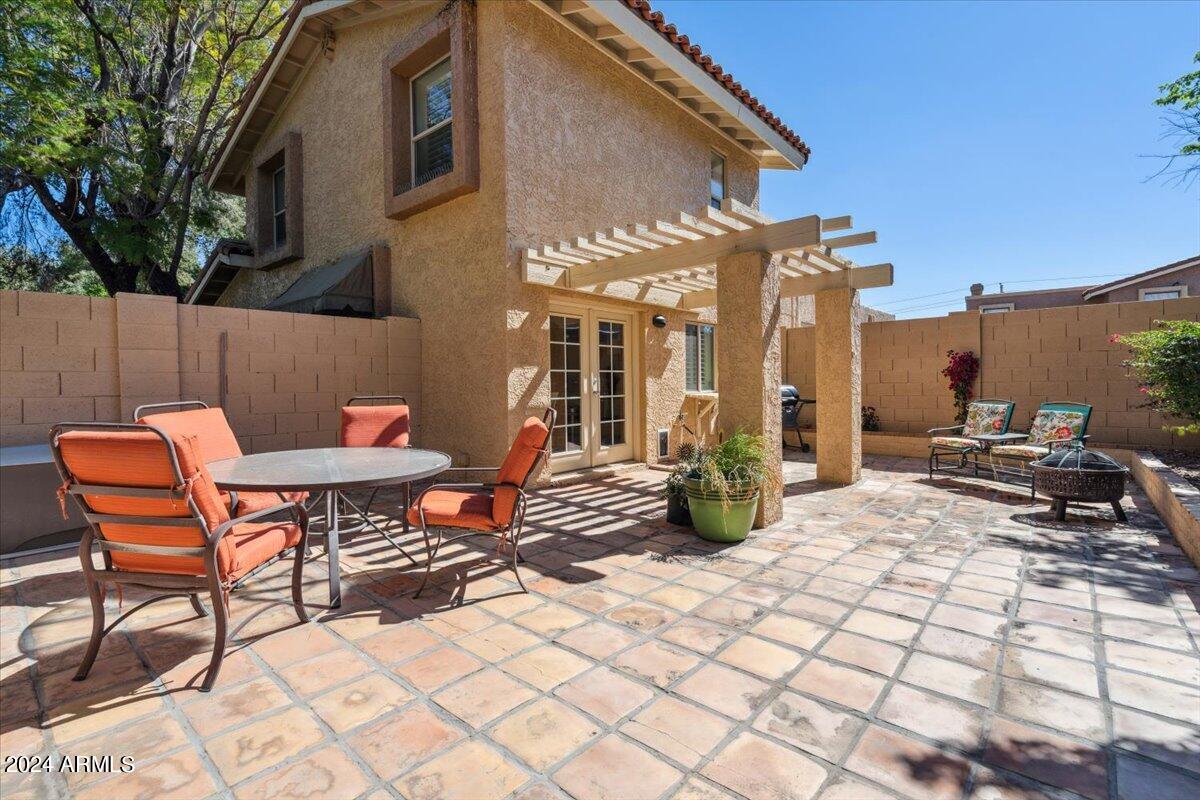816 E NORTH Lane # 3