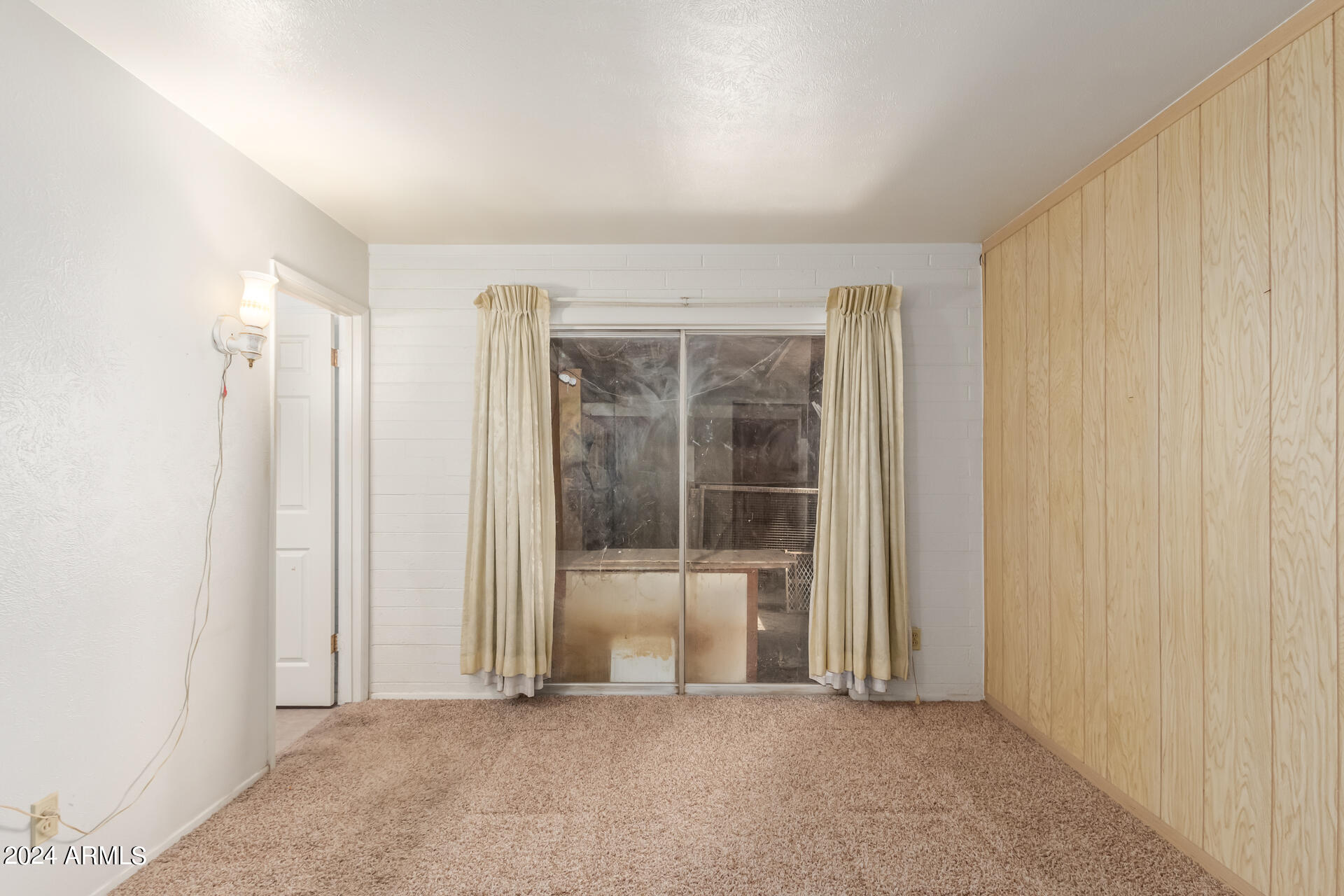 2223 W SUNNYSIDE Avenue