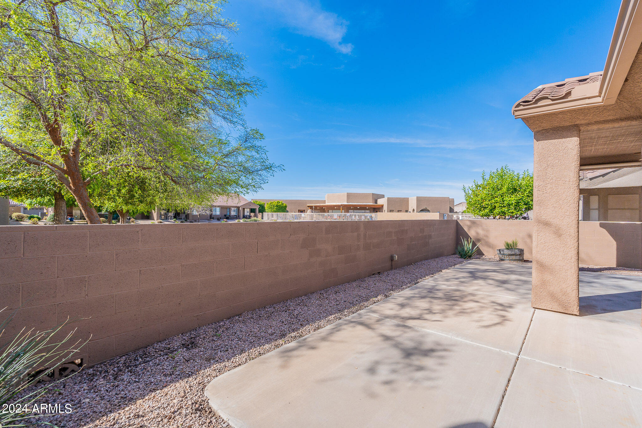 4202 E BROADWAY Road # 213