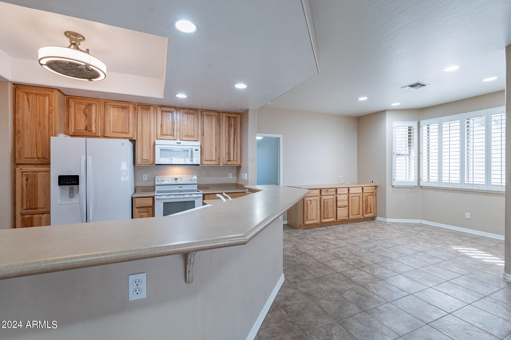 4202 E BROADWAY Road # 213