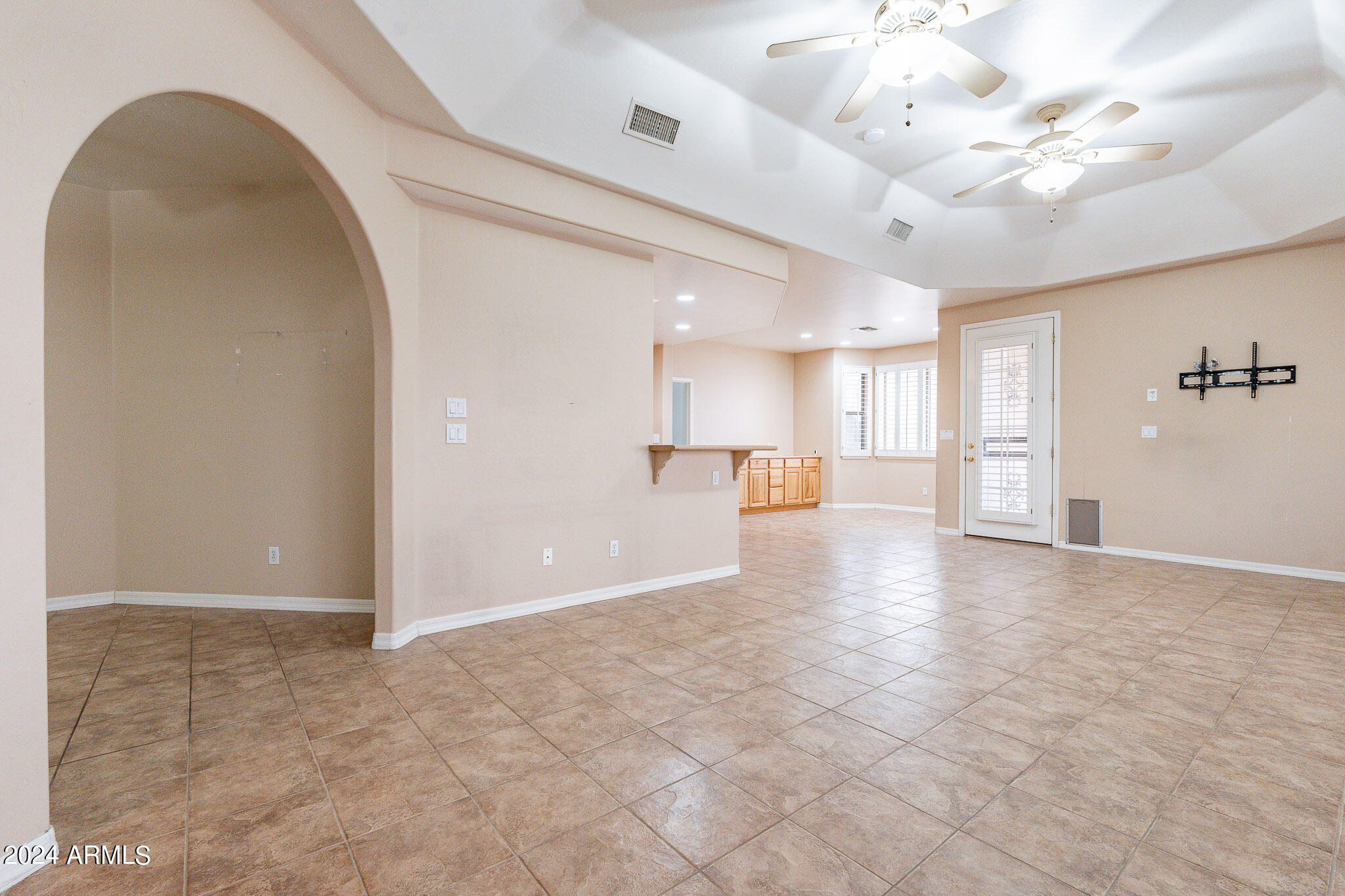 4202 E BROADWAY Road # 213