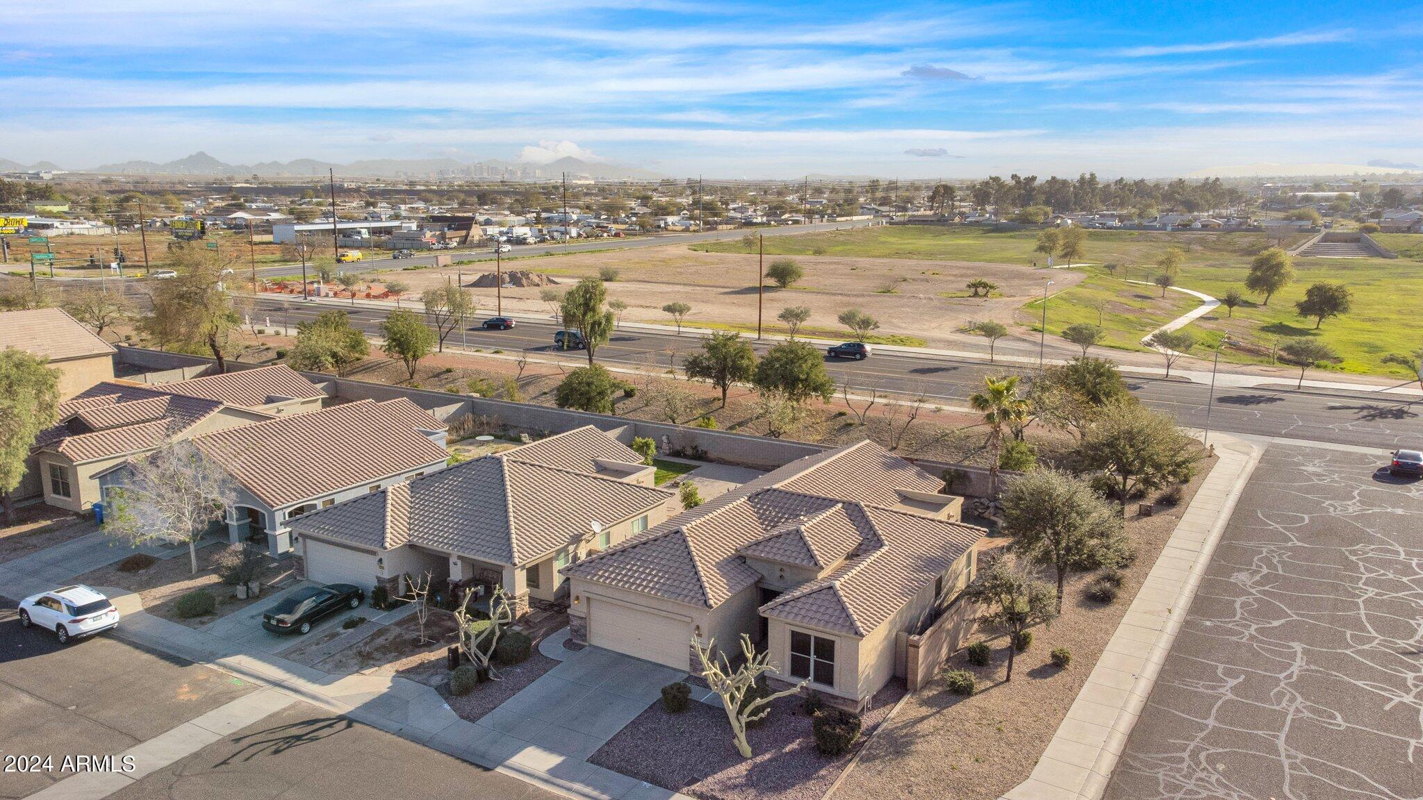 6119 S 43RD Drive