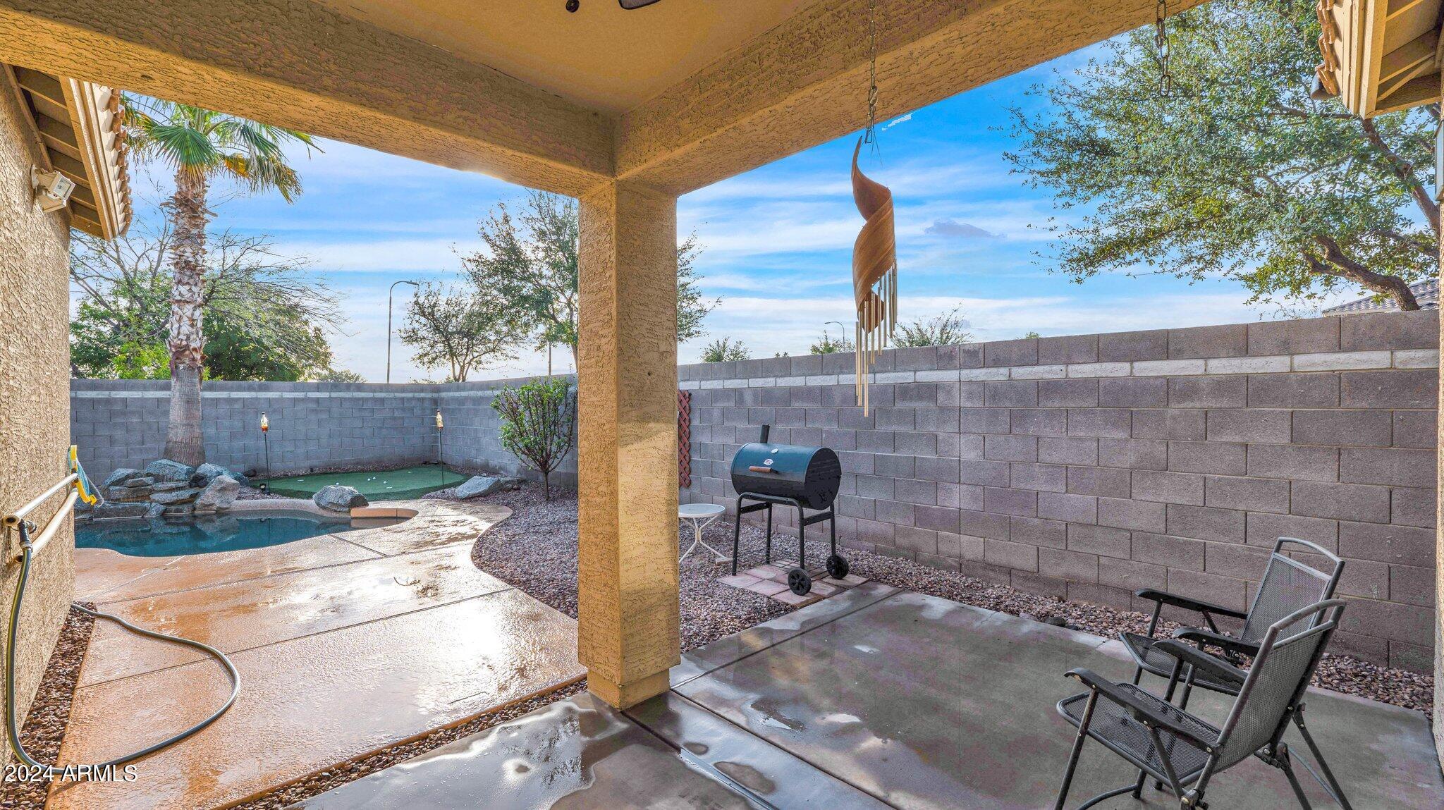 6119 S 43RD Drive