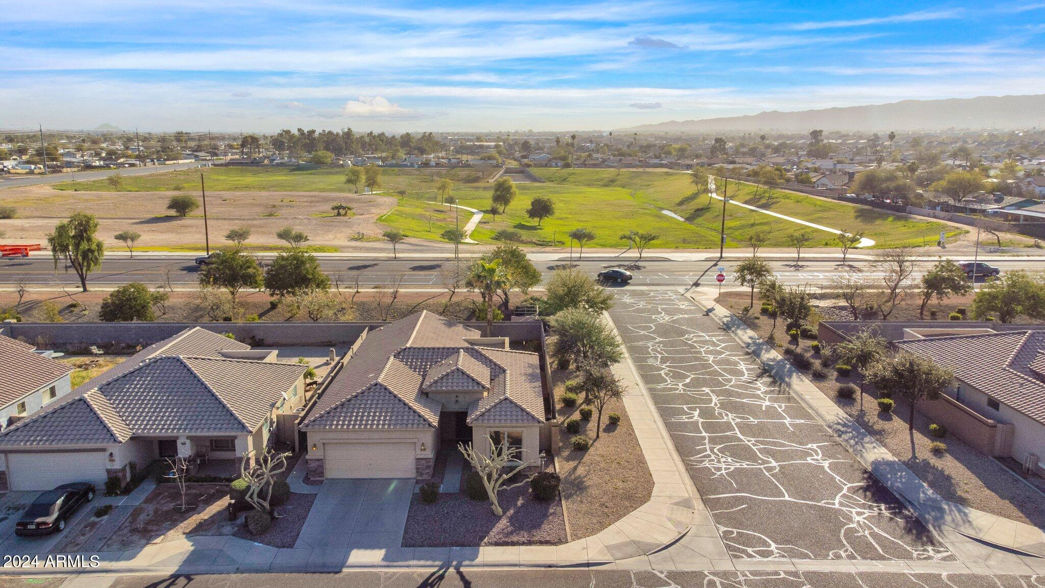 6119 S 43RD Drive