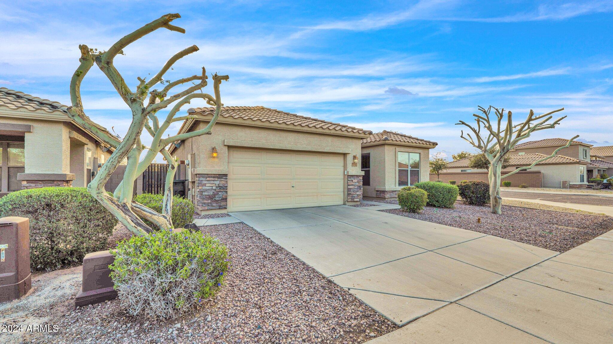 6119 S 43RD Drive