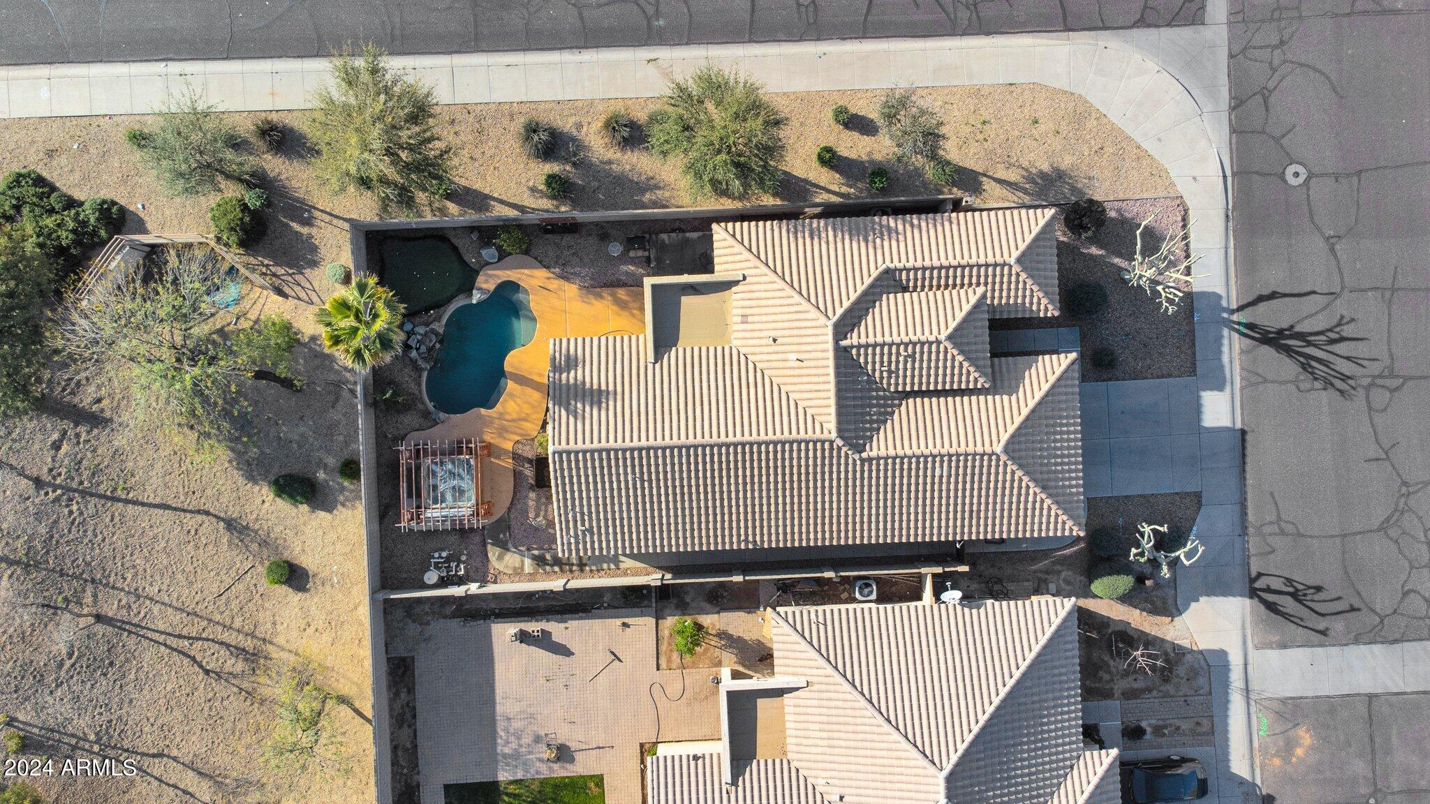 6119 S 43RD Drive