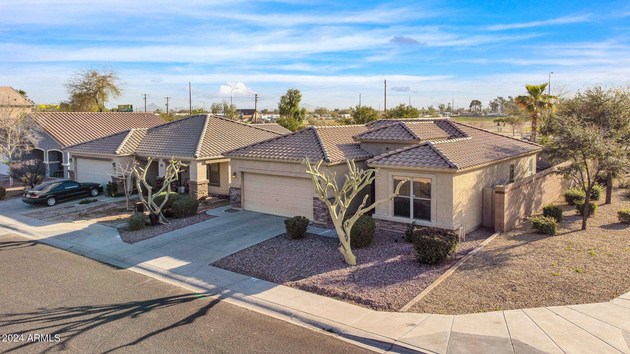 6119 S 43RD Drive