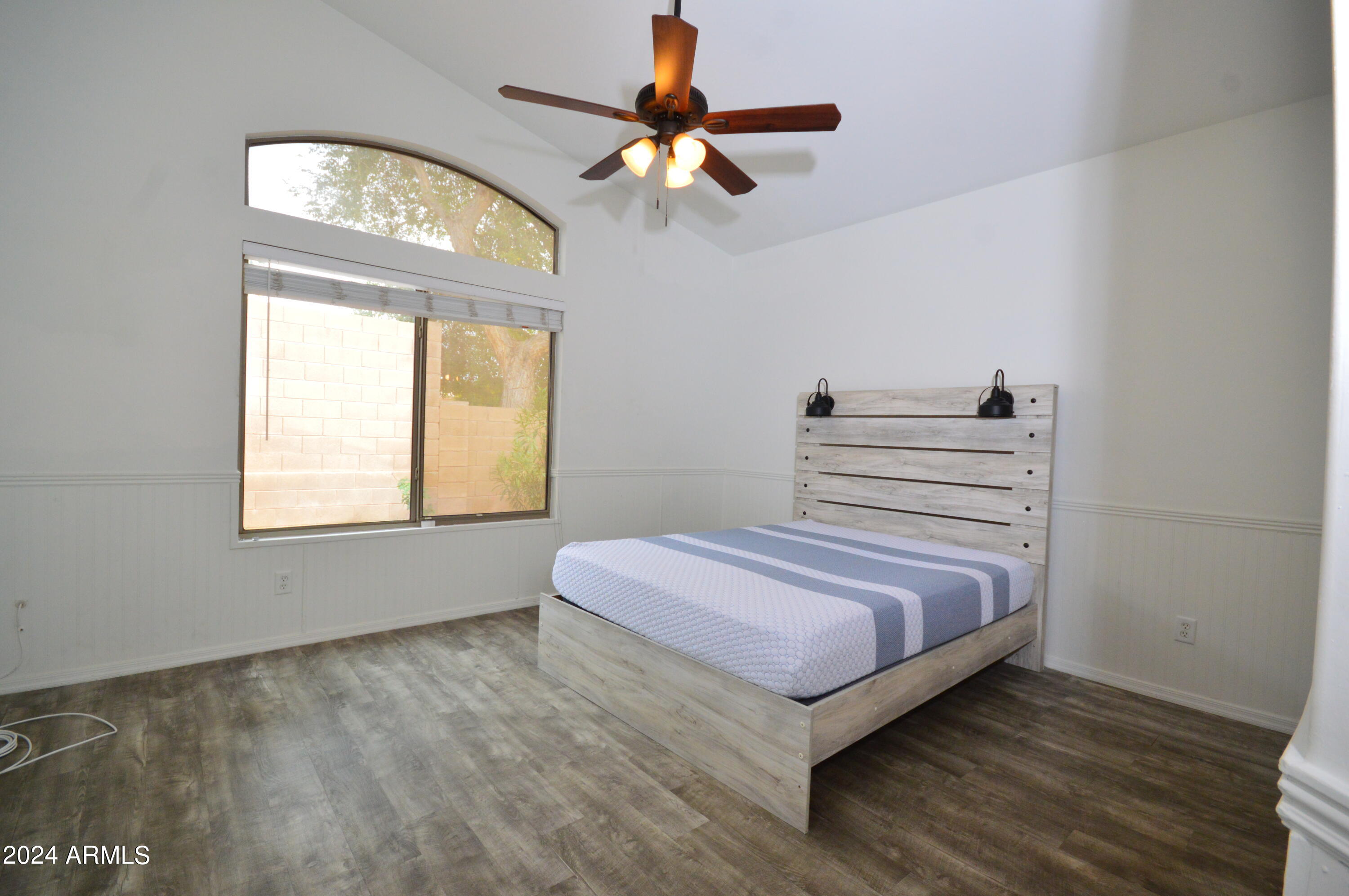 523 S Abbey --